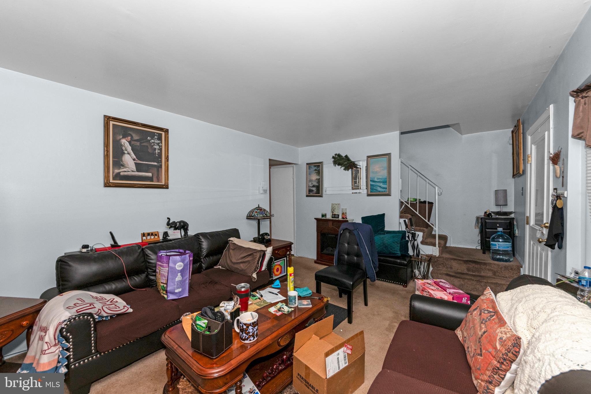 5517 WOODENHAWK CIRCLE