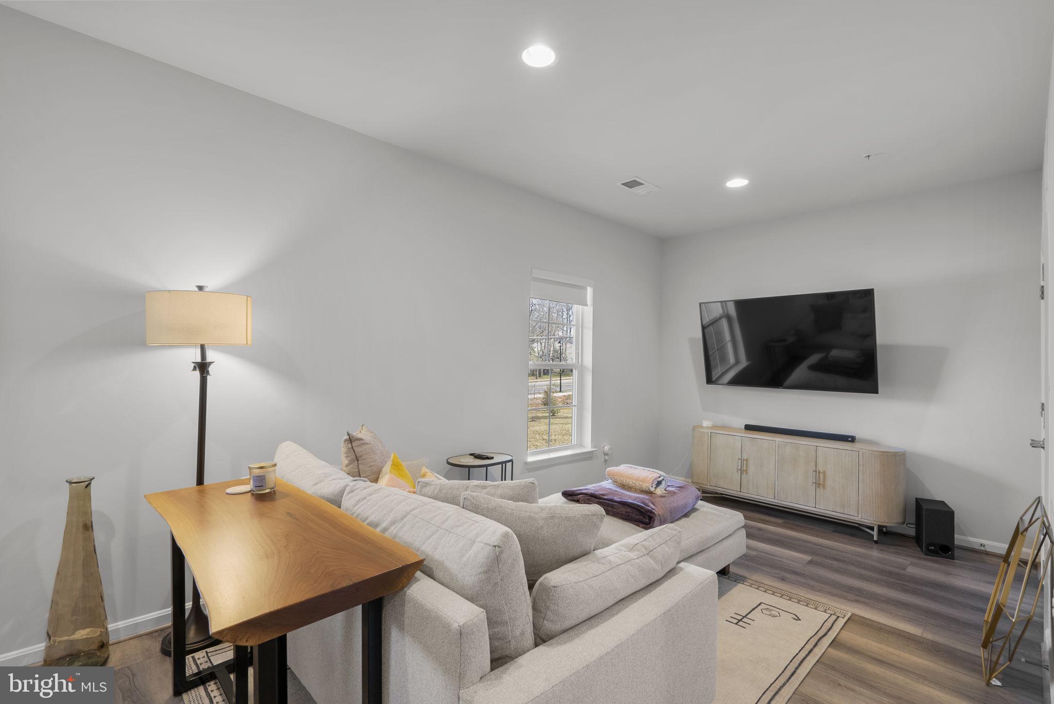 WATSONS GLEN - Residential