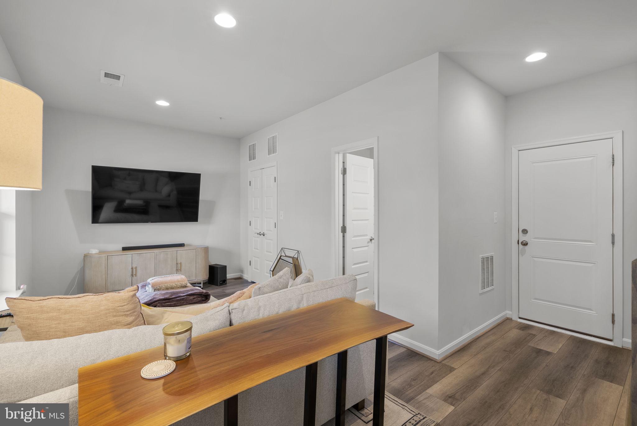 WATSONS GLEN - Residential