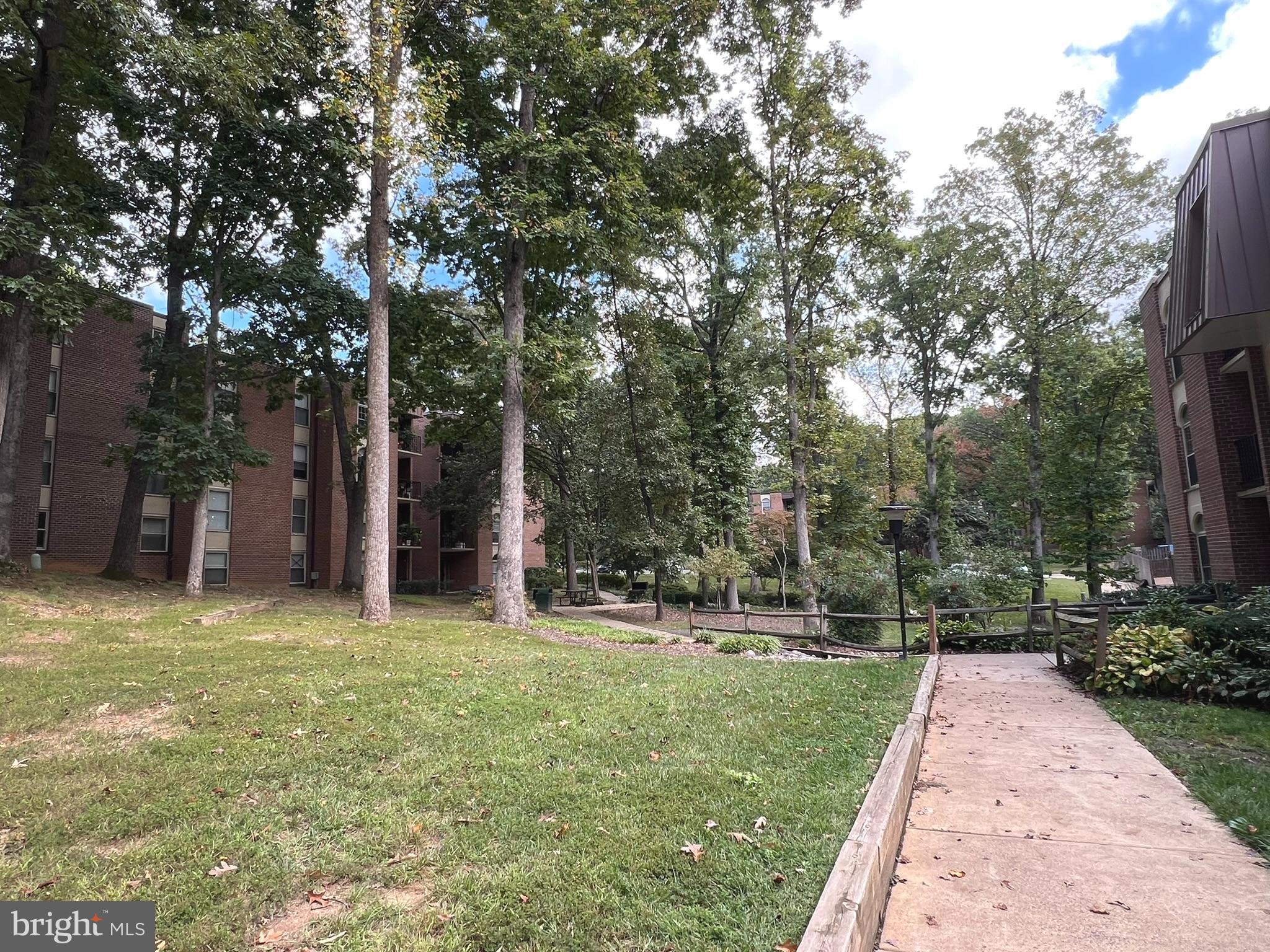 WOODBURN VILLAGE - Residential Lease