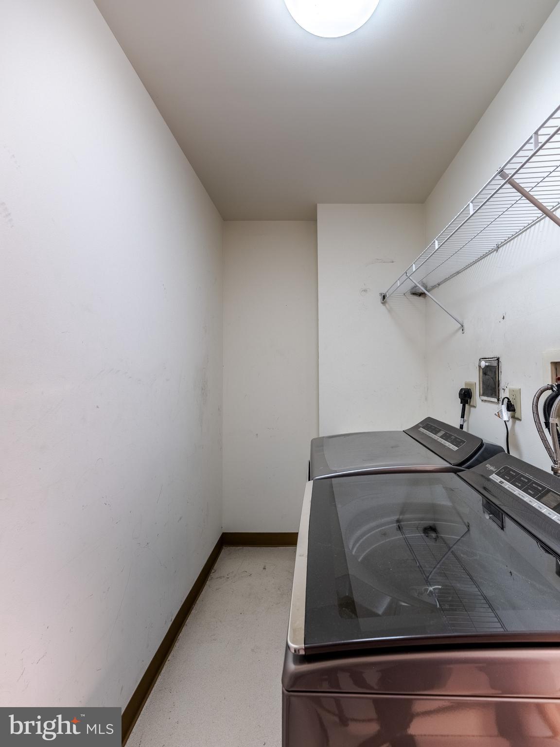 CORINTHIAN - Residential