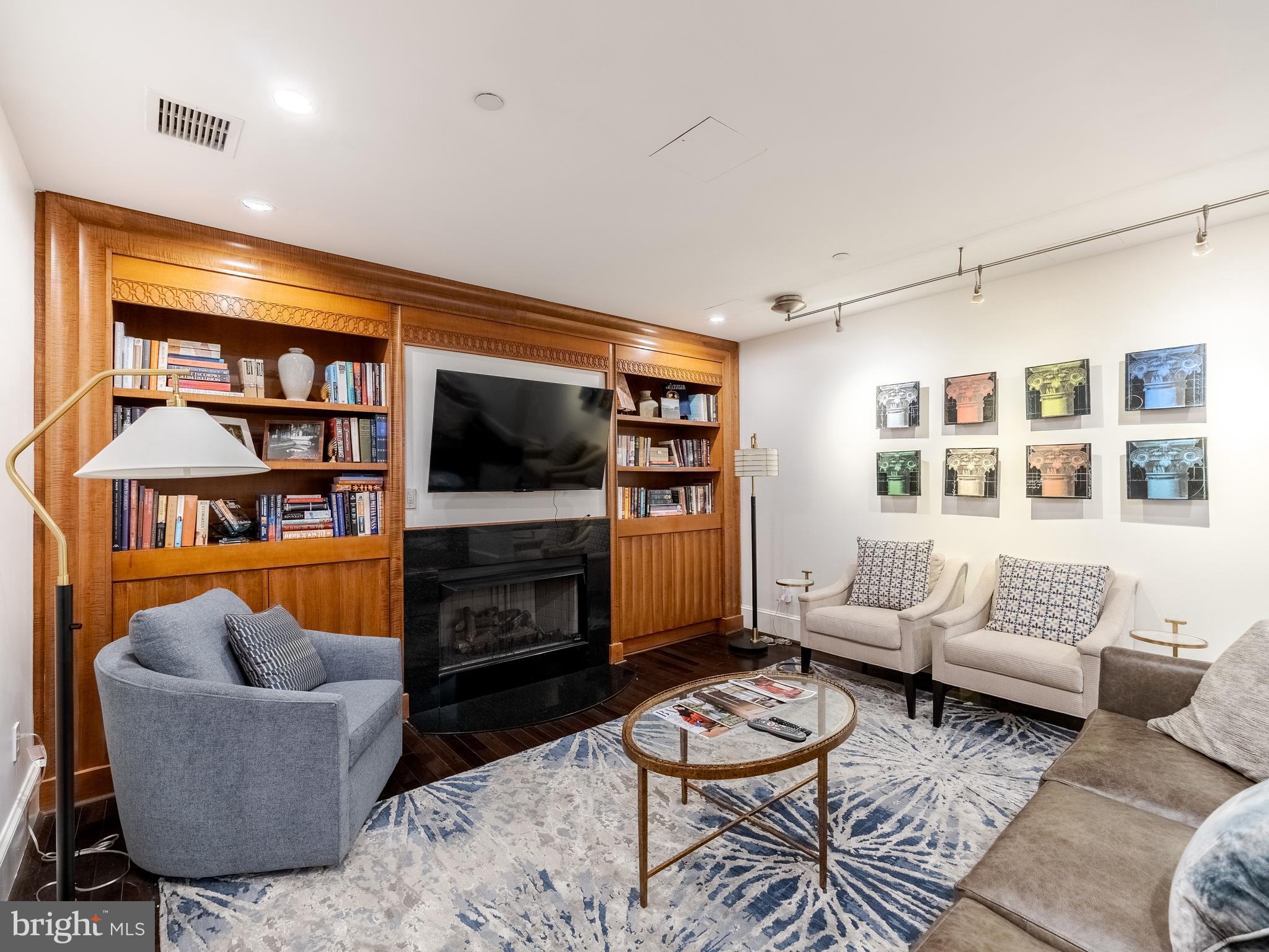 190 PRESIDENTIAL BOULEVARD 413