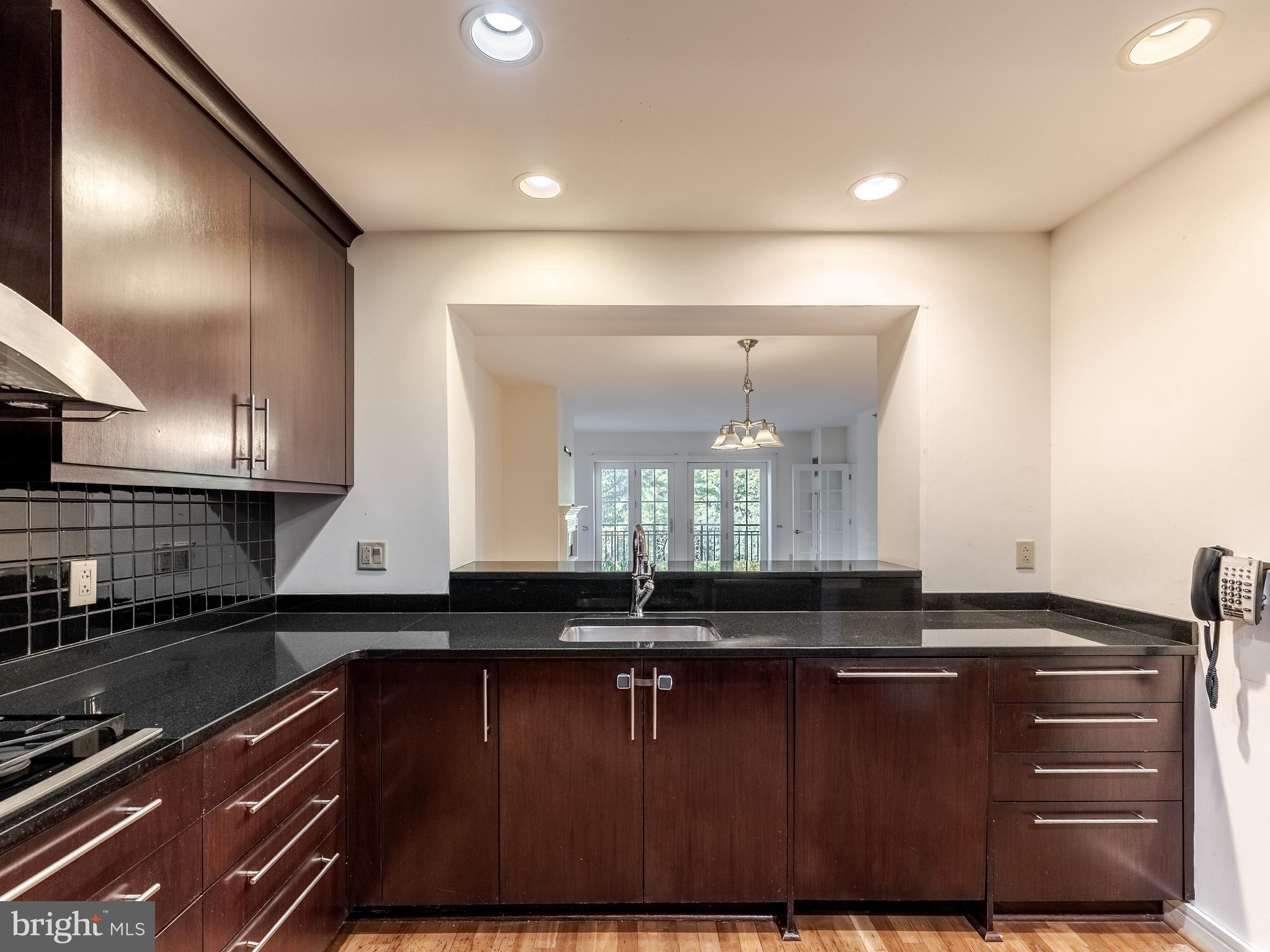 CORINTHIAN - Residential