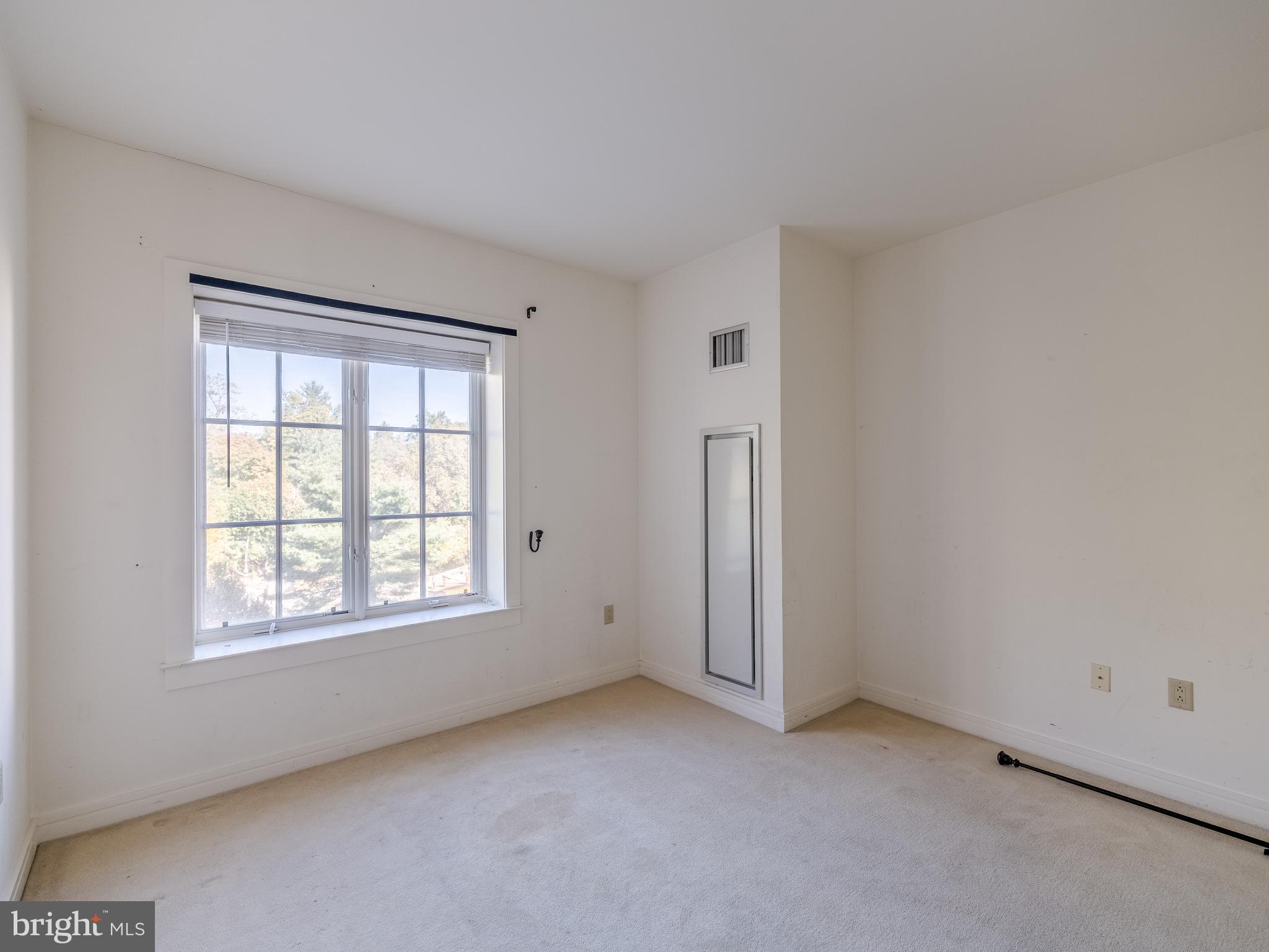 CORINTHIAN - Residential