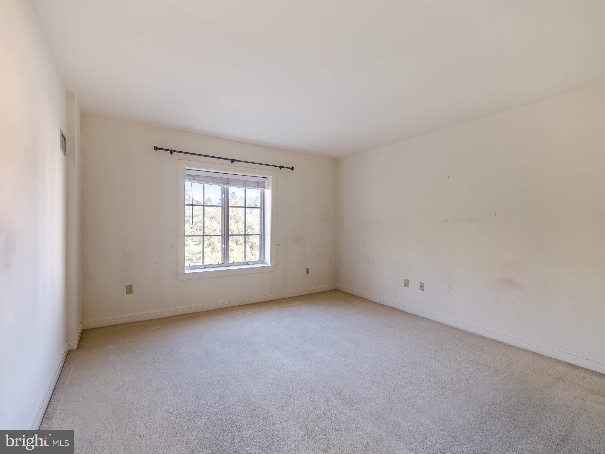 CORINTHIAN - Residential