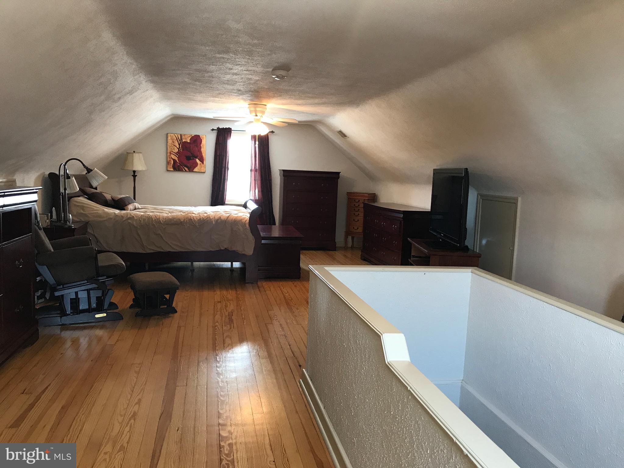 ELMWOOD - Residential