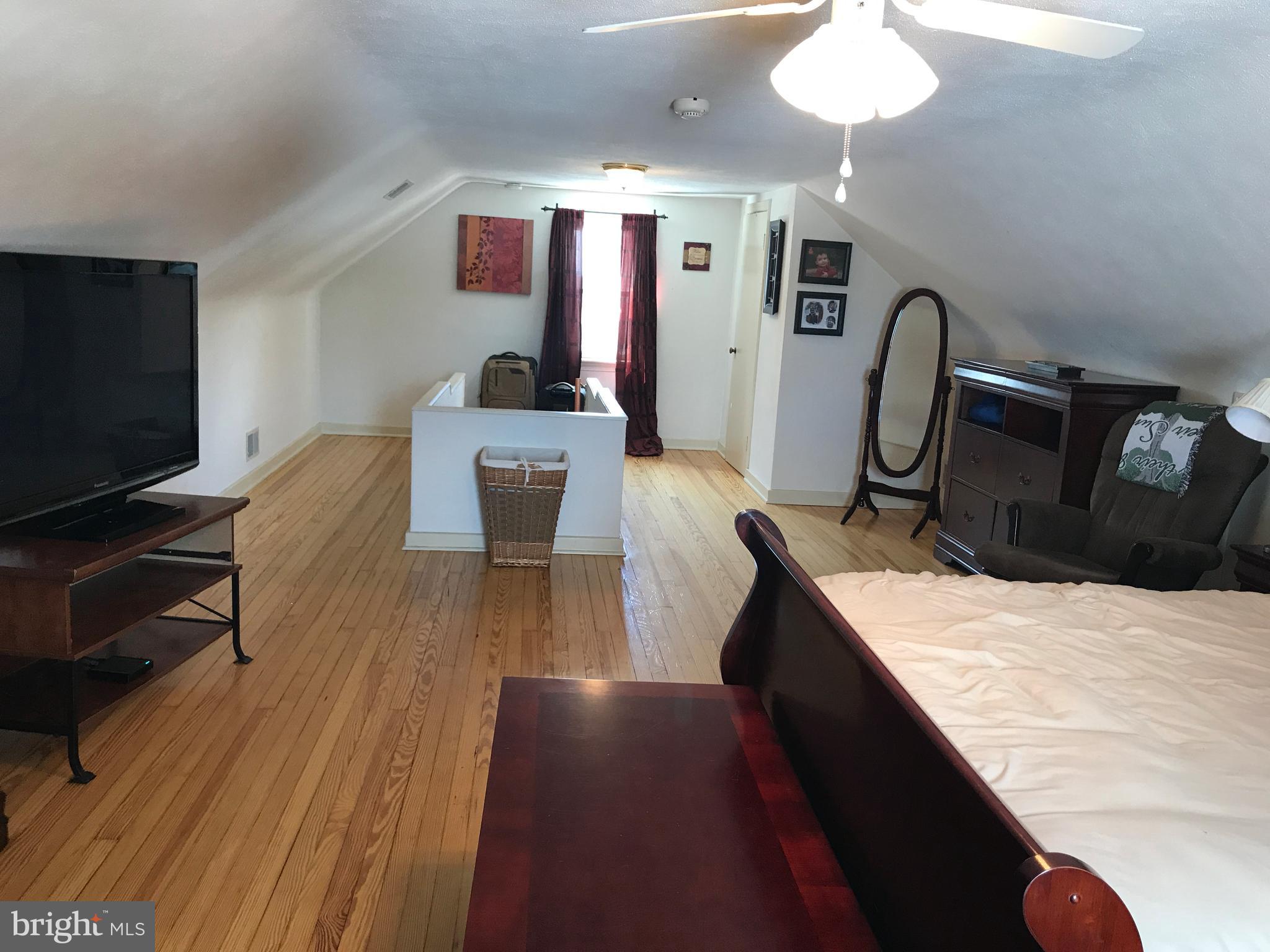 ELMWOOD - Residential