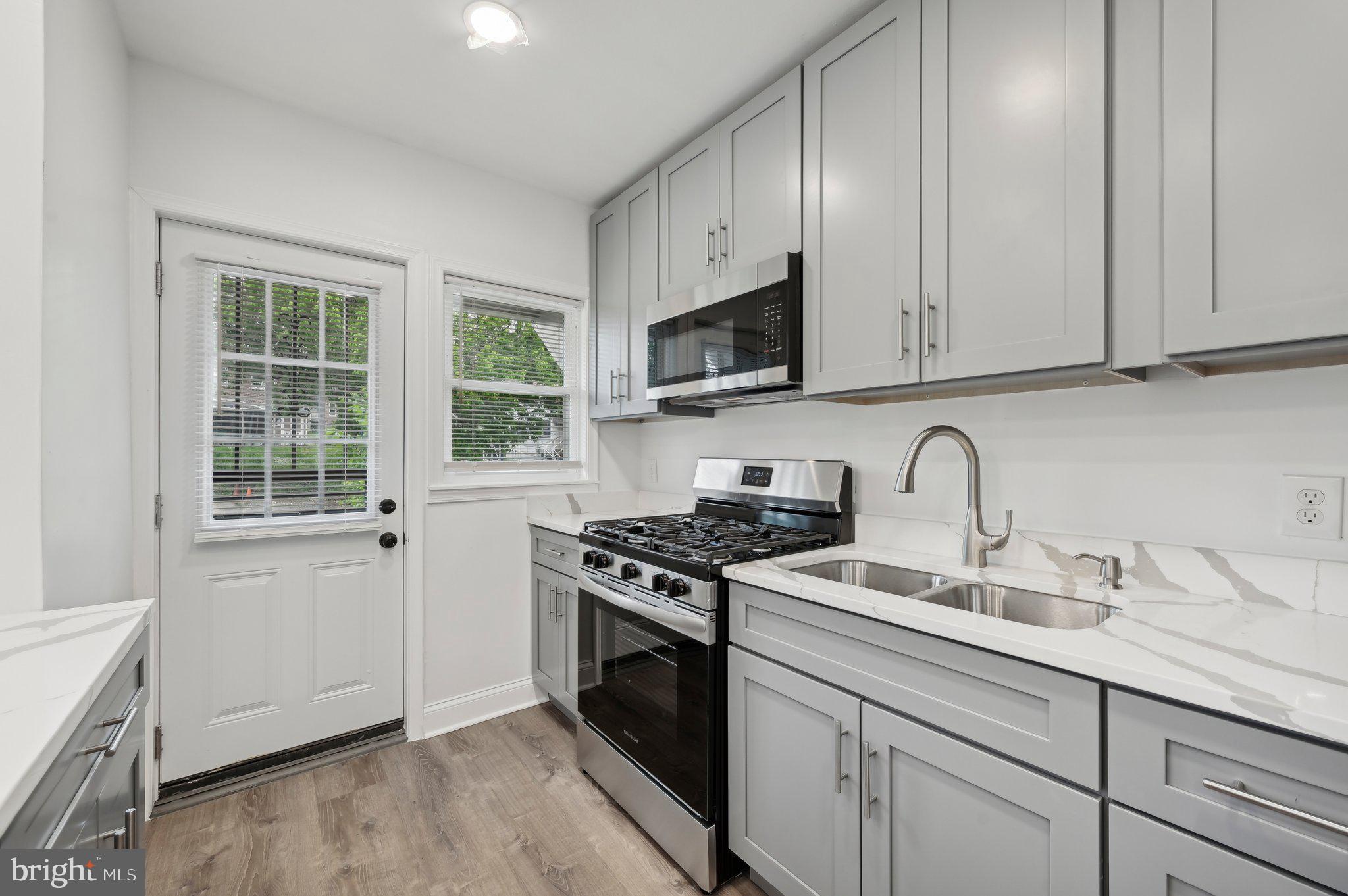 WAVERLY - Residential