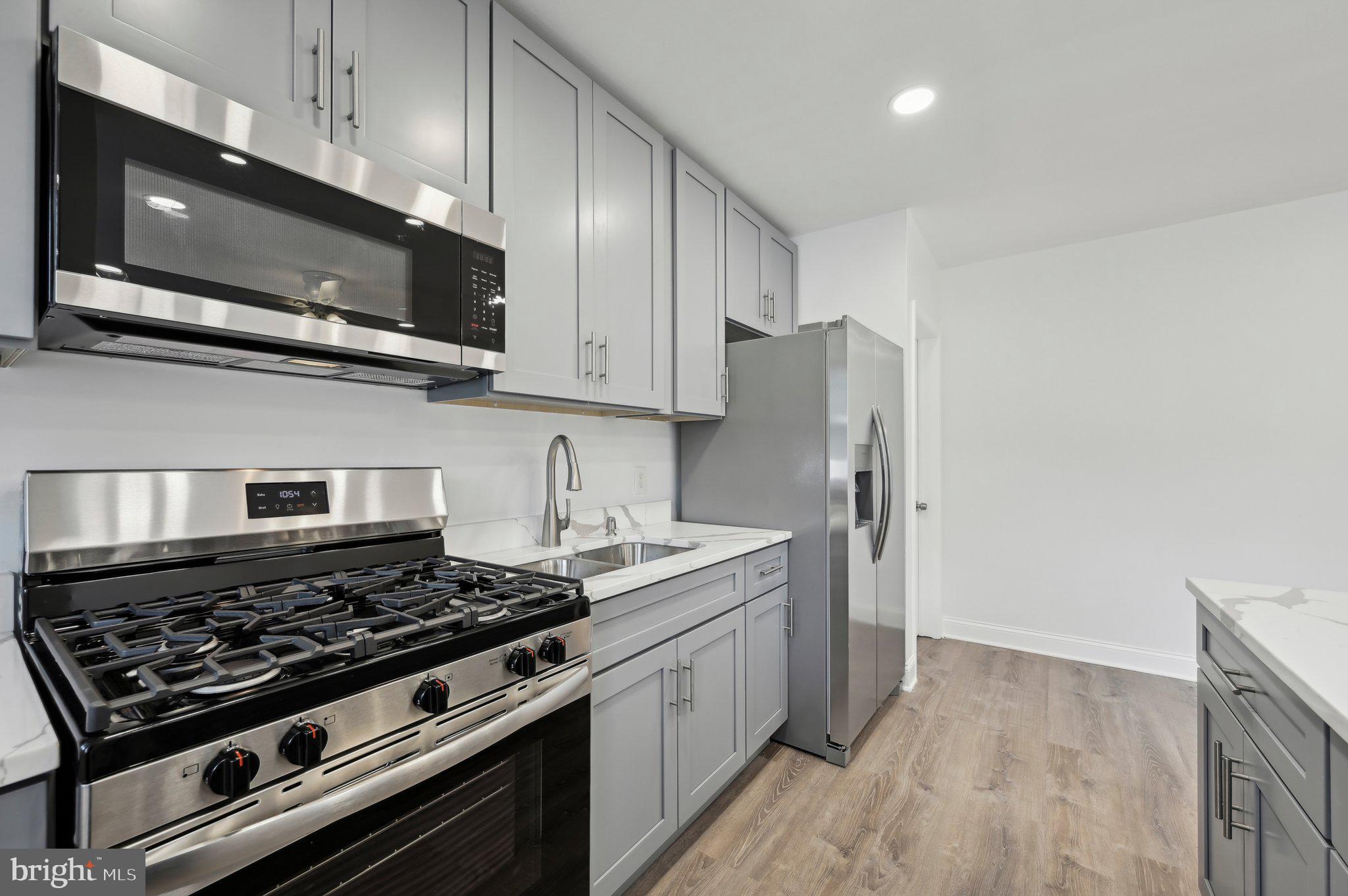WAVERLY - Residential
