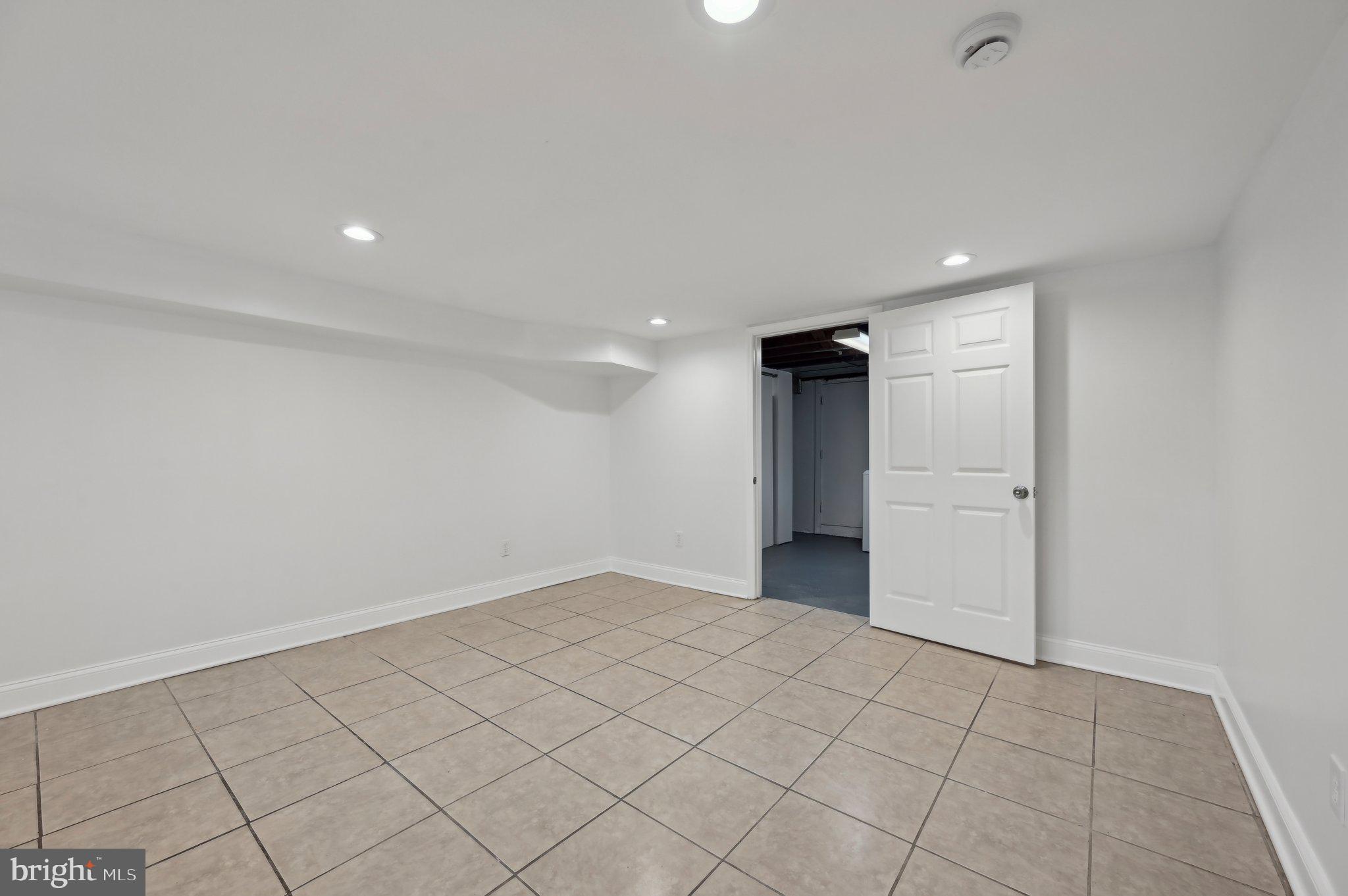 WAVERLY - Residential
