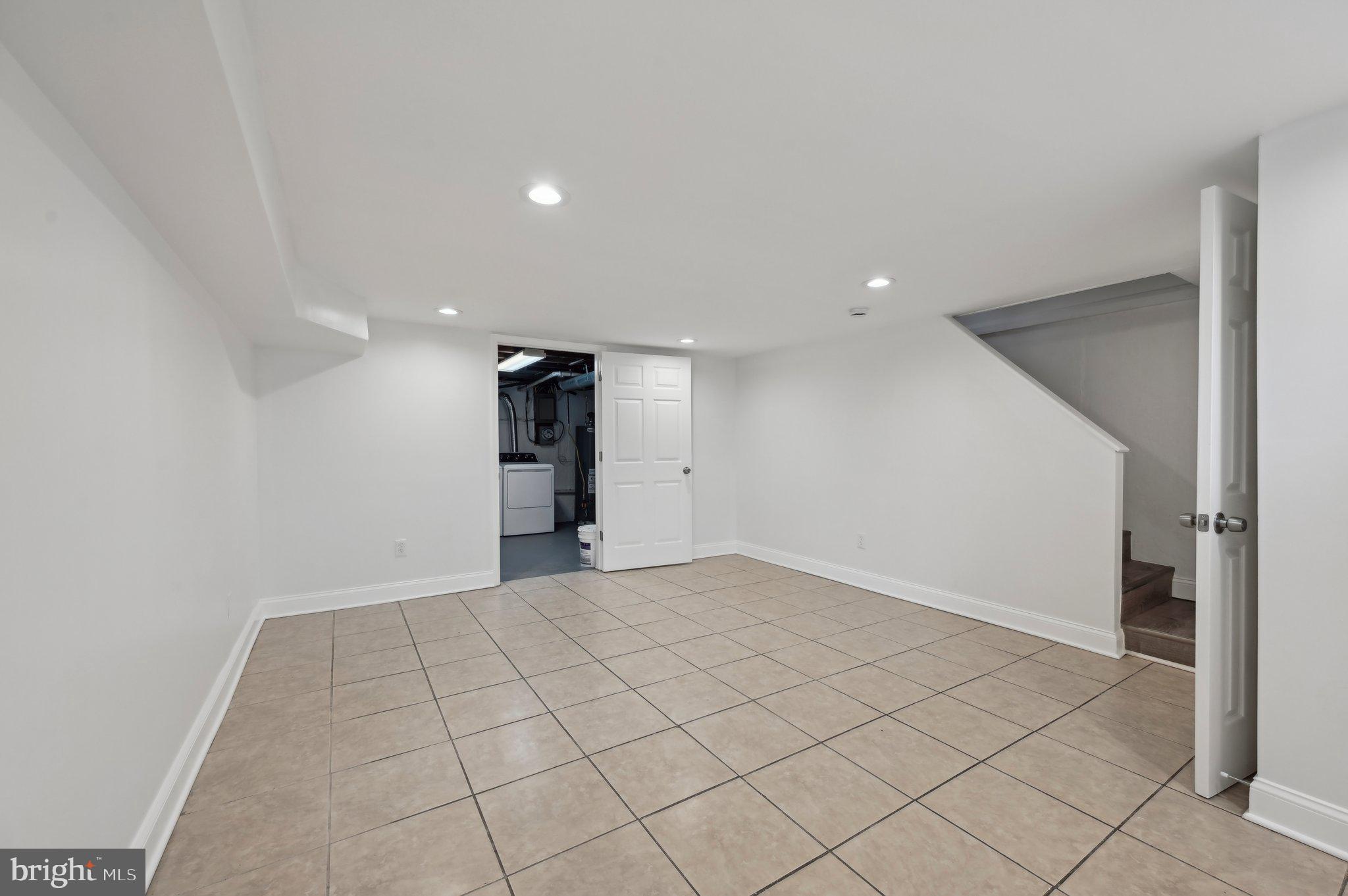 WAVERLY - Residential