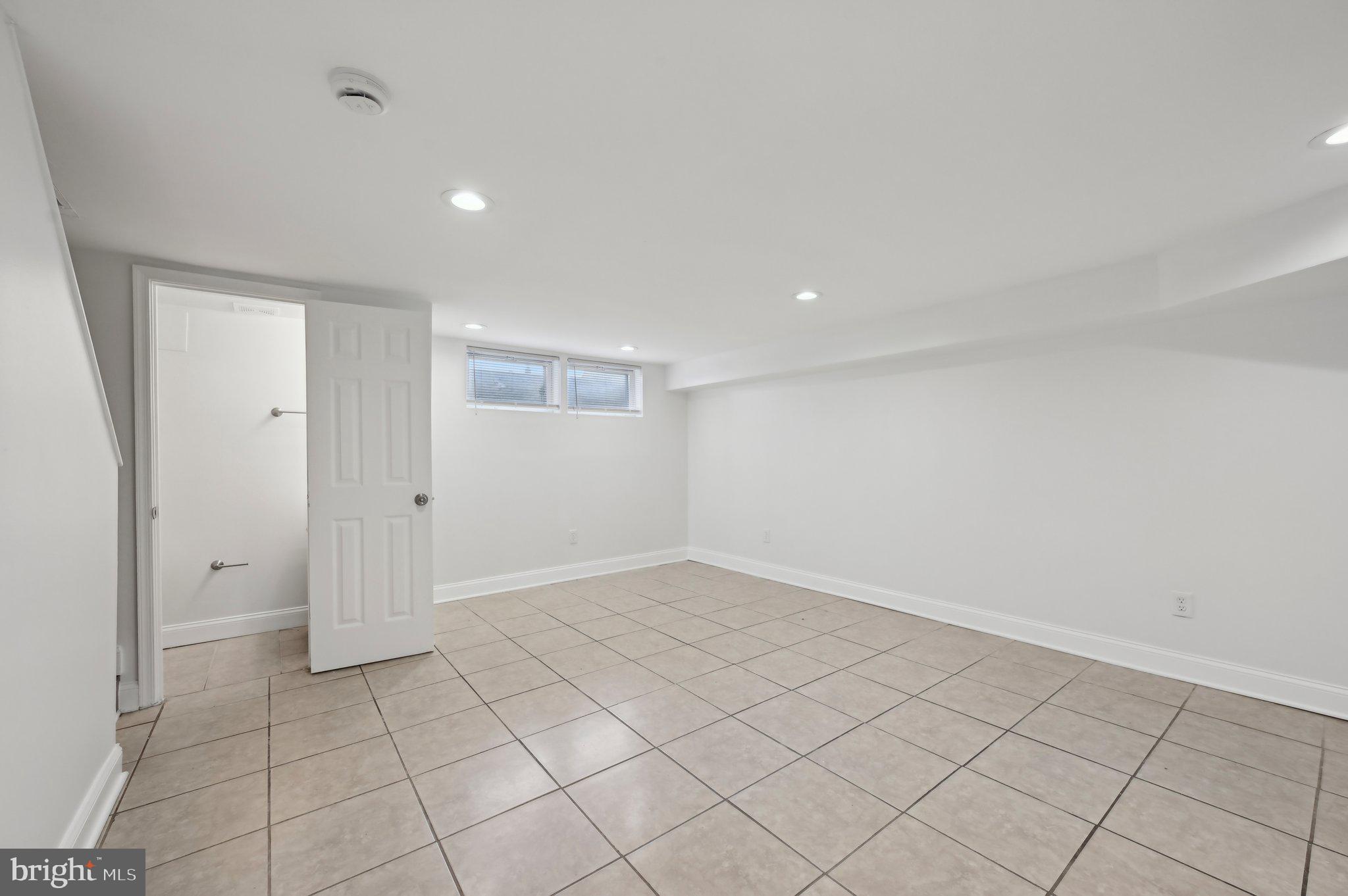 WAVERLY - Residential