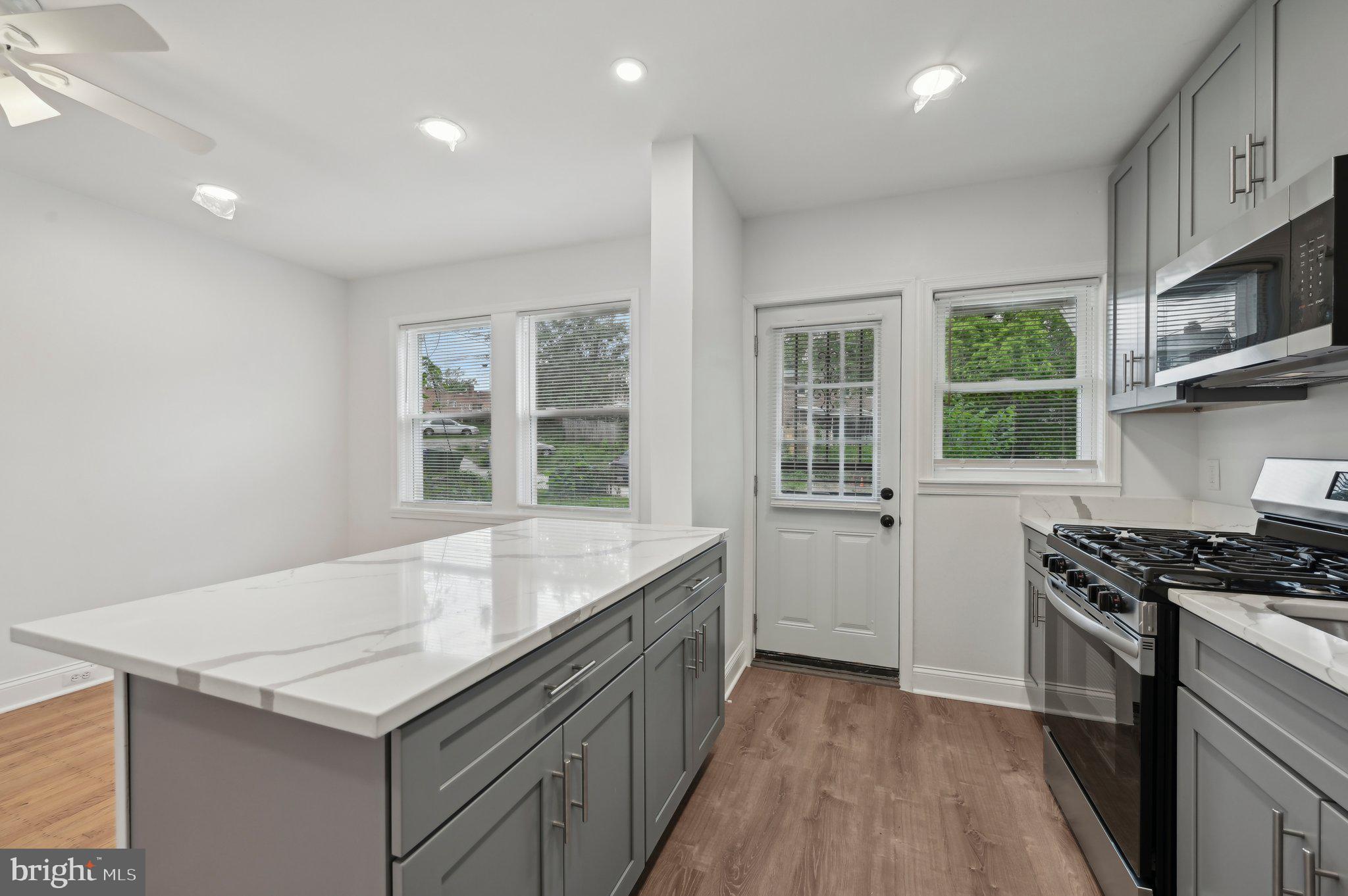 WAVERLY - Residential