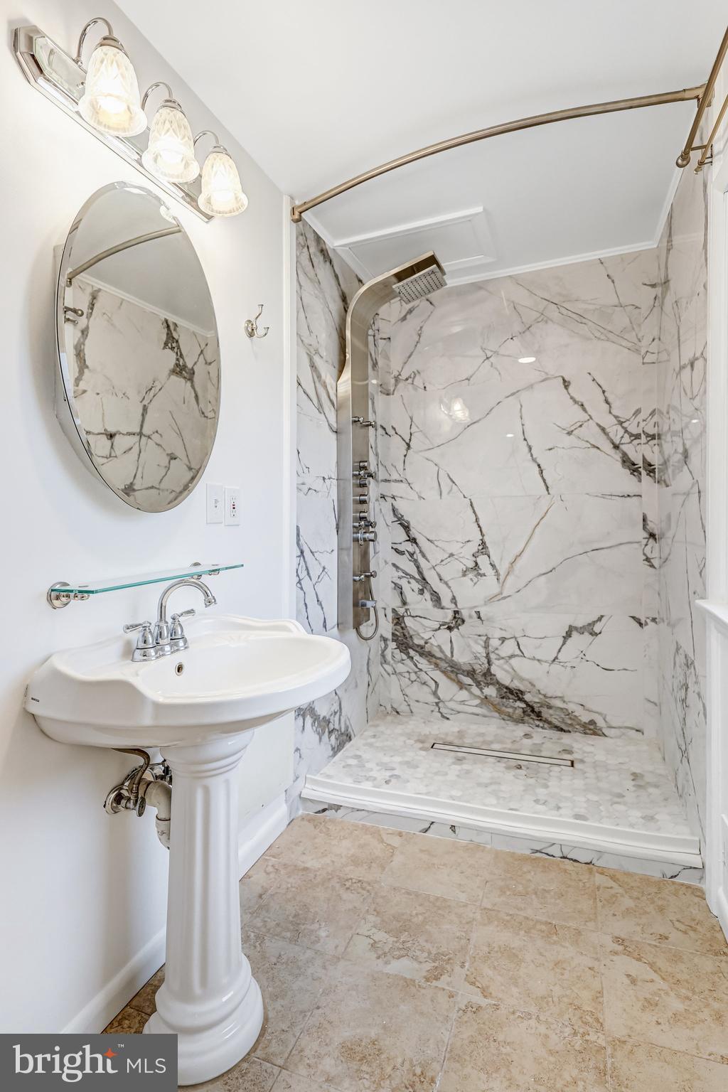 MARYVIEW - Residential