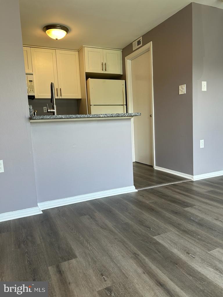 MOUNTAIN VIEW - Residential