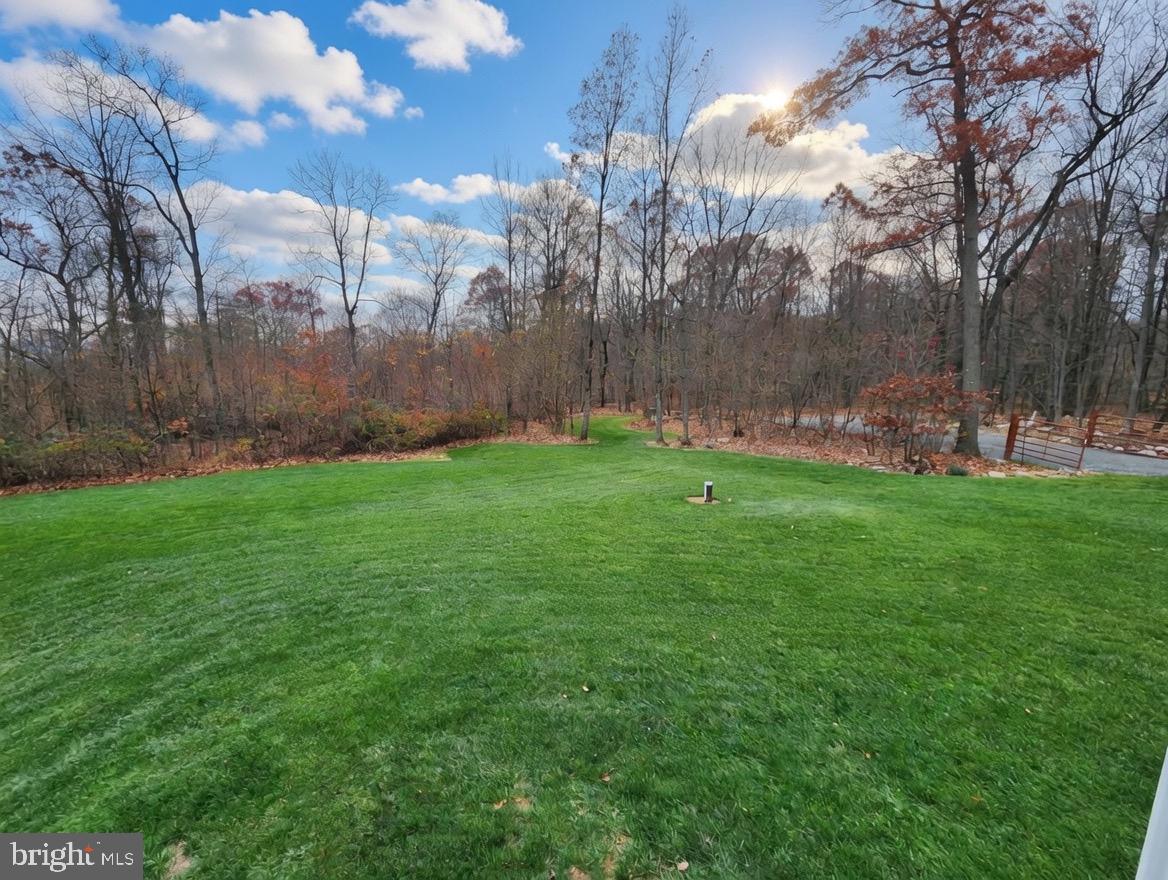 402 MOUNTAINSIDE ROAD