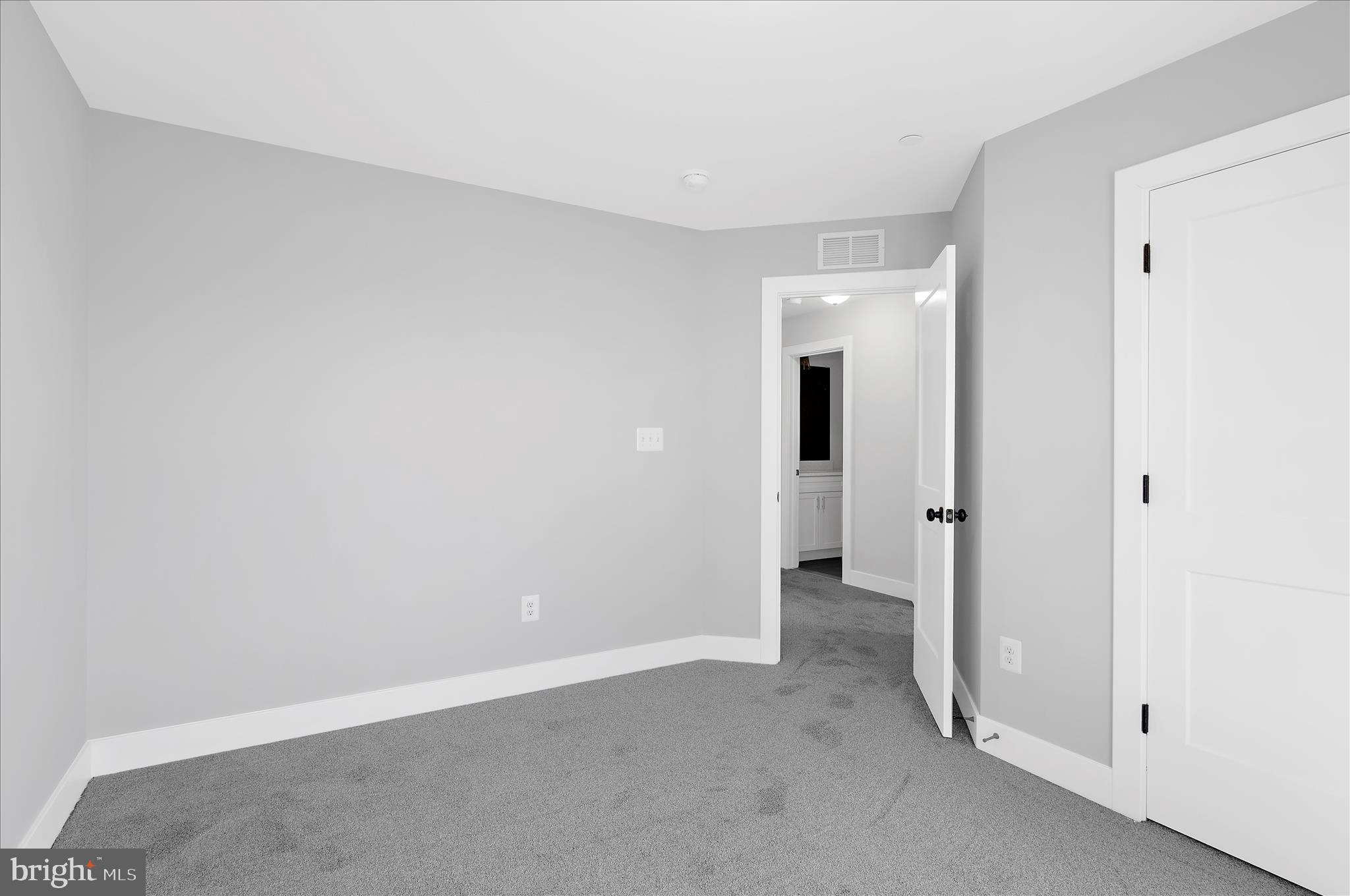 GRANDE VIEW PARK - Residential