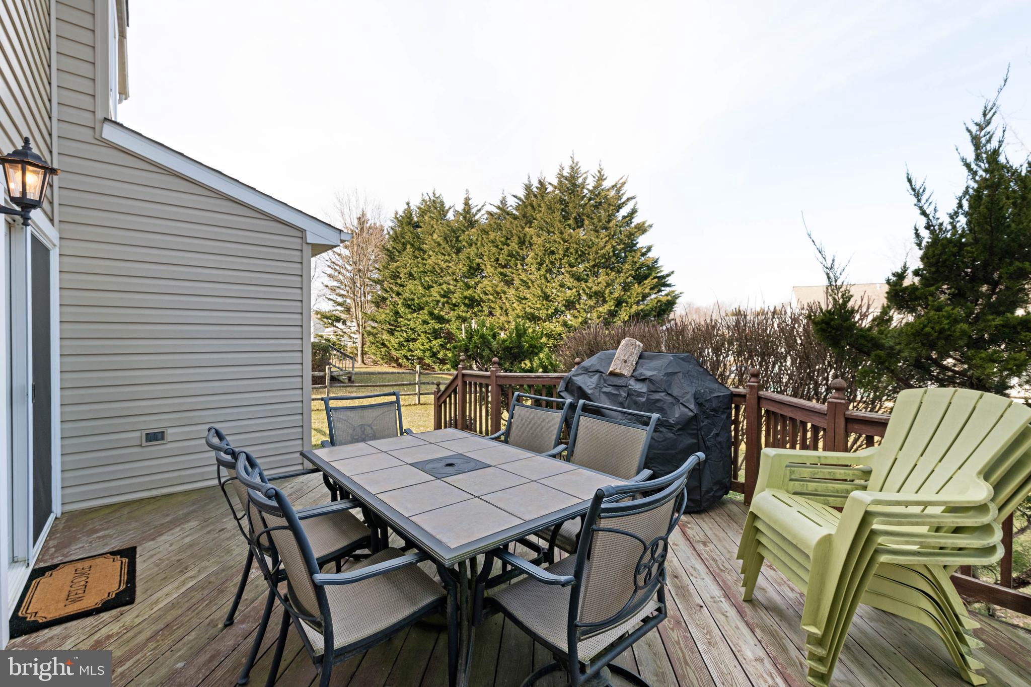 COUNTRY WALK - Residential