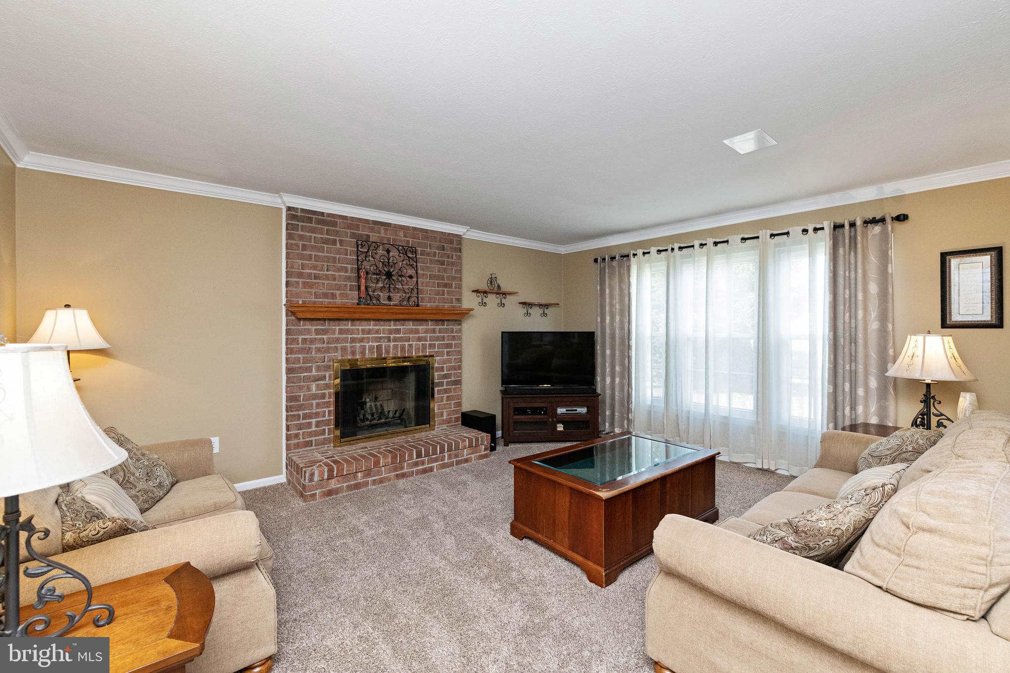 COUNTRY WALK - Residential