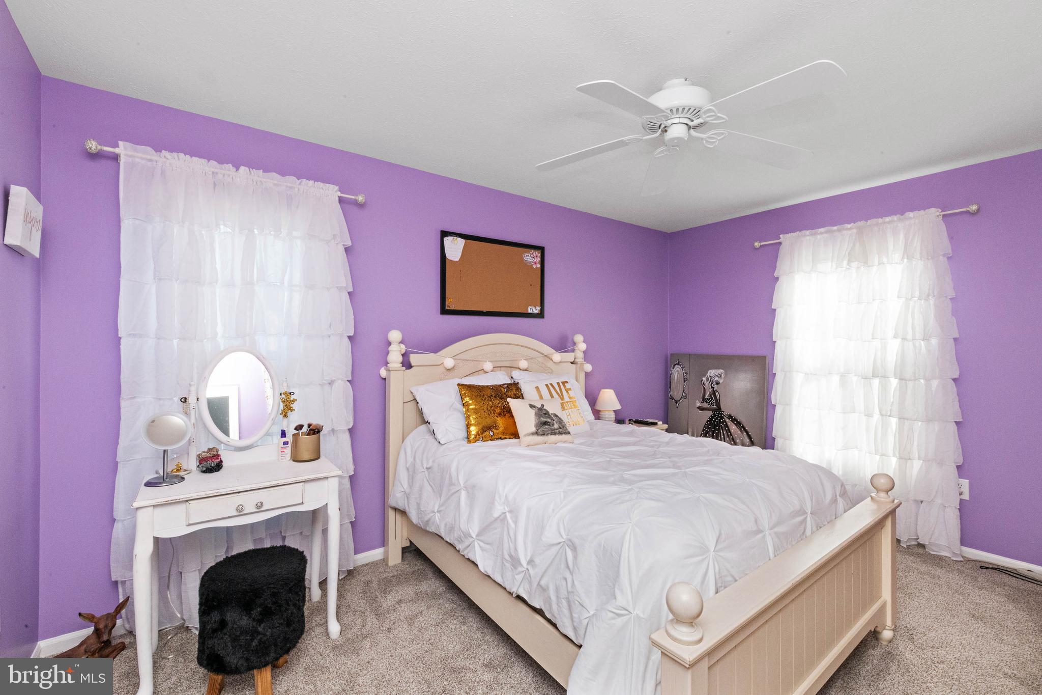 COUNTRY WALK - Residential