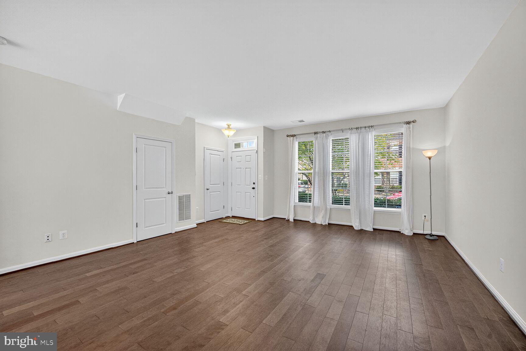 VICTORY LAKES - Residential