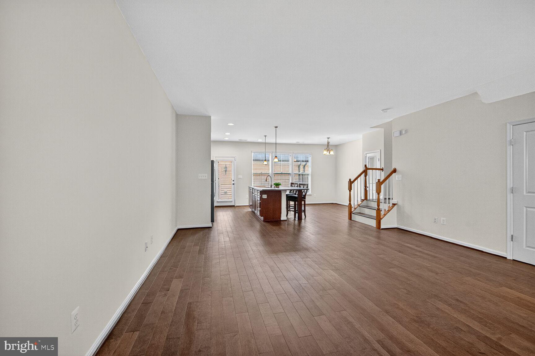 VICTORY LAKES - Residential