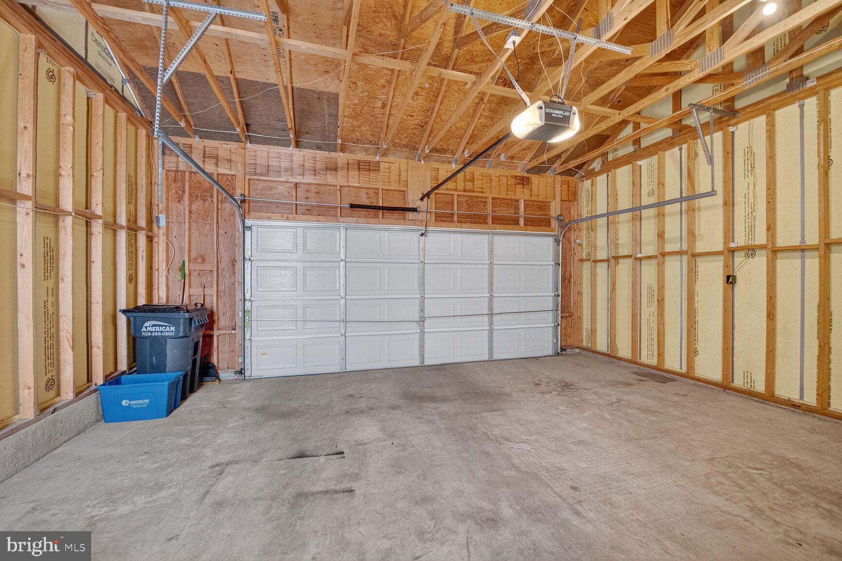 VICTORY LAKES - Residential