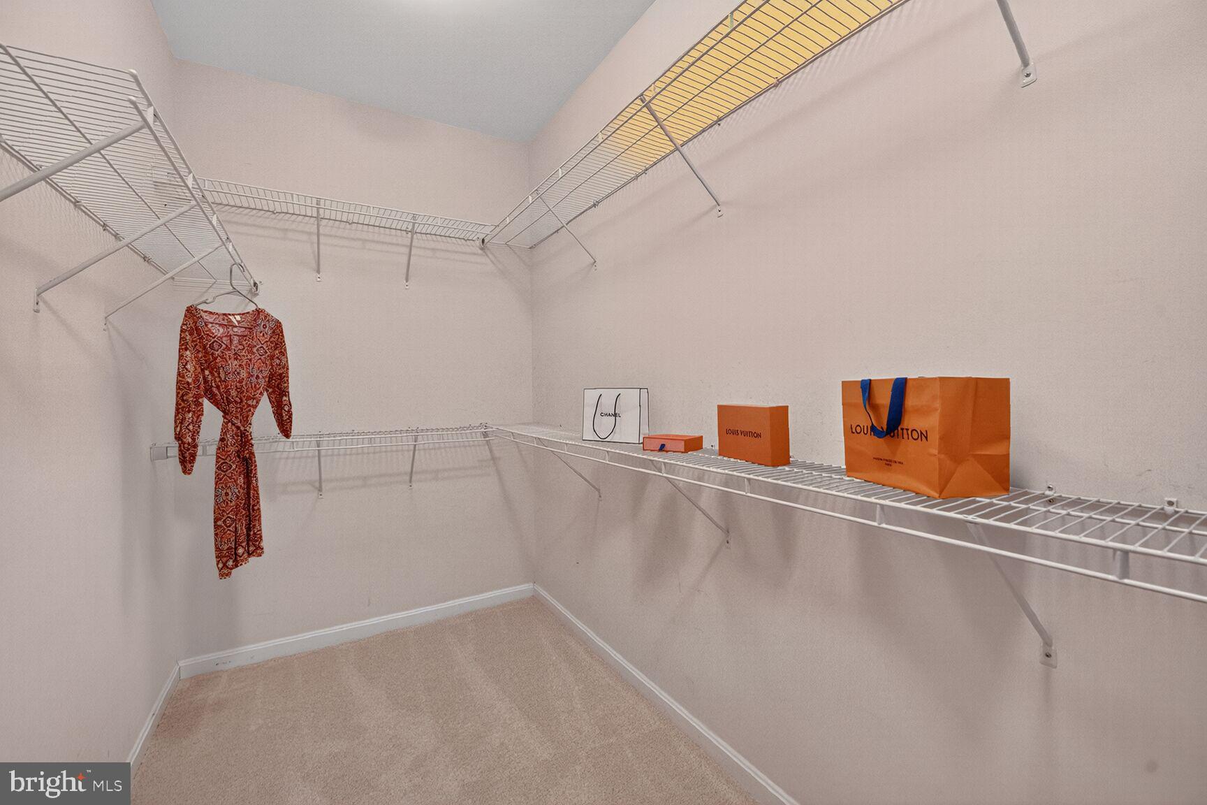 VICTORY LAKES - Residential