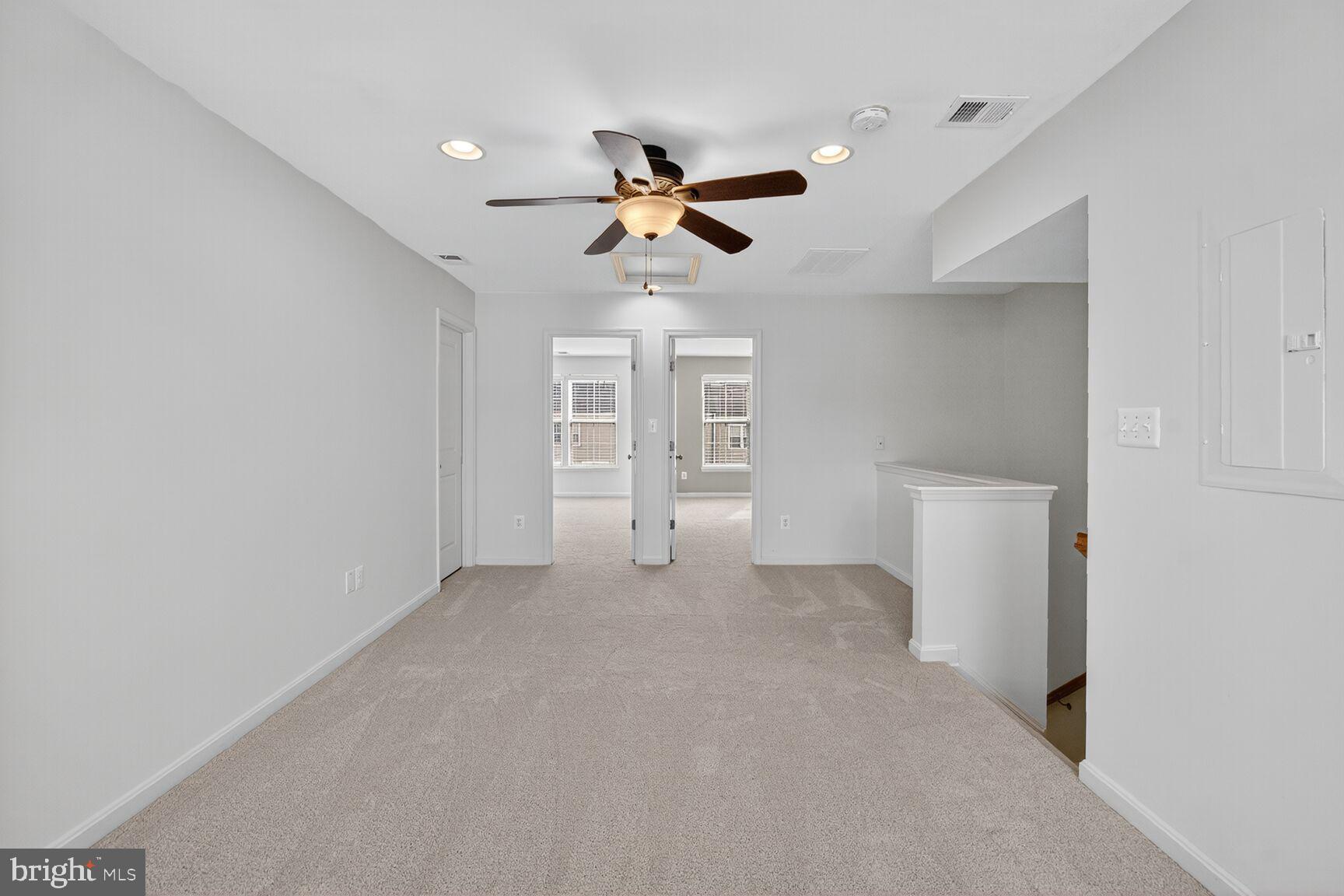 VICTORY LAKES - Residential