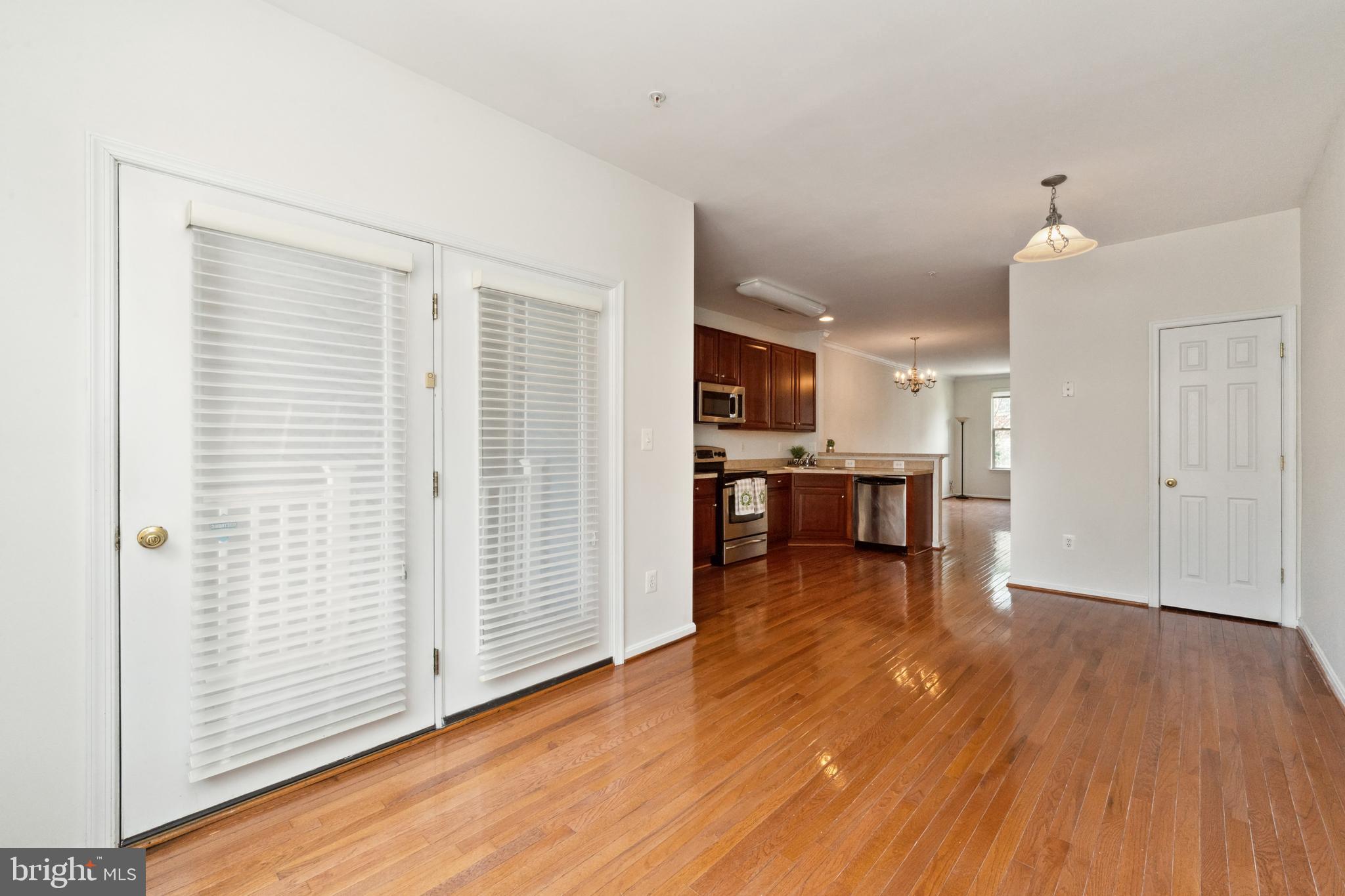 ALBEMARLE SQUARE - Residential Lease