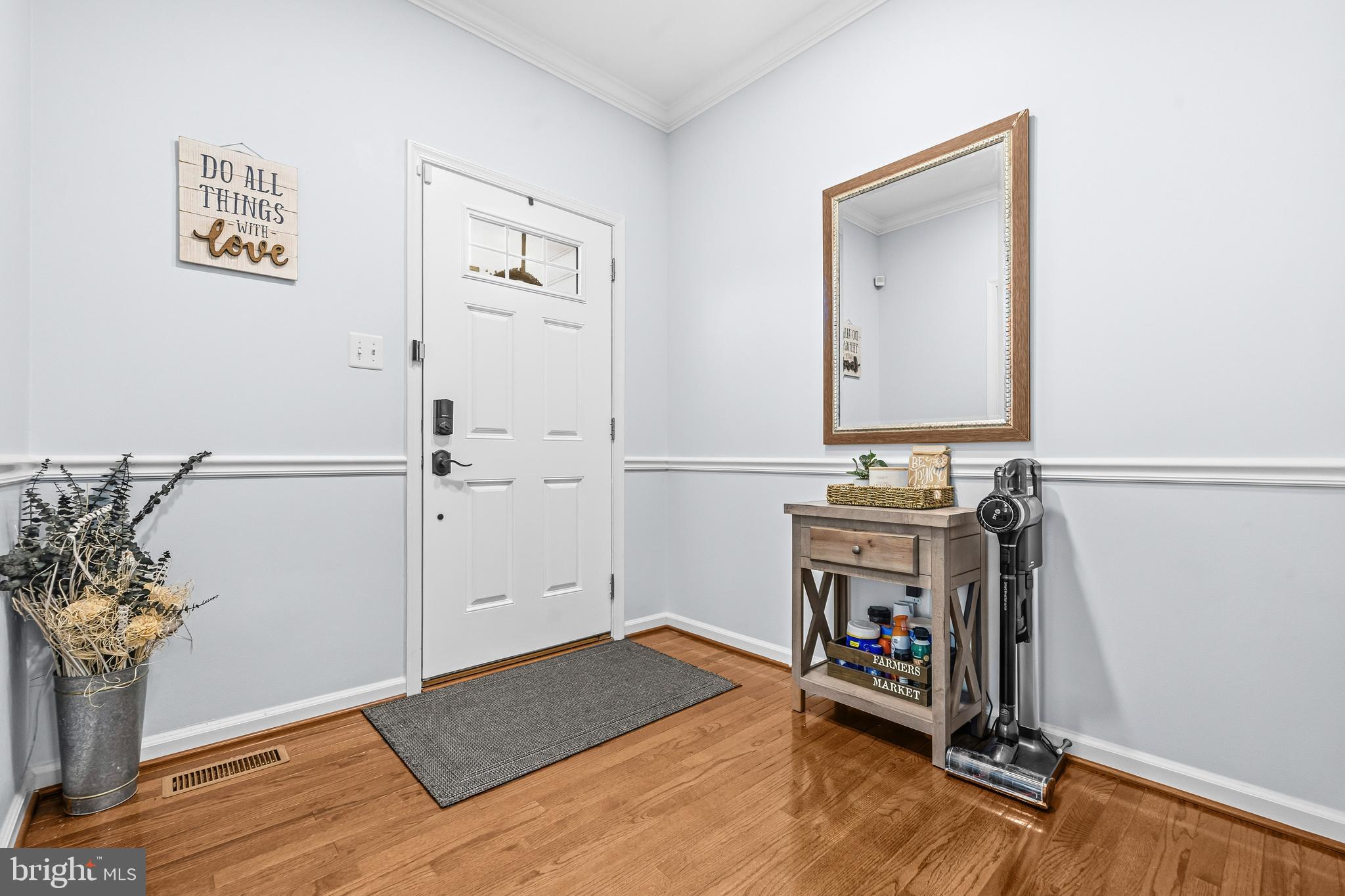 9286 ROCK LYNN CIRCLE