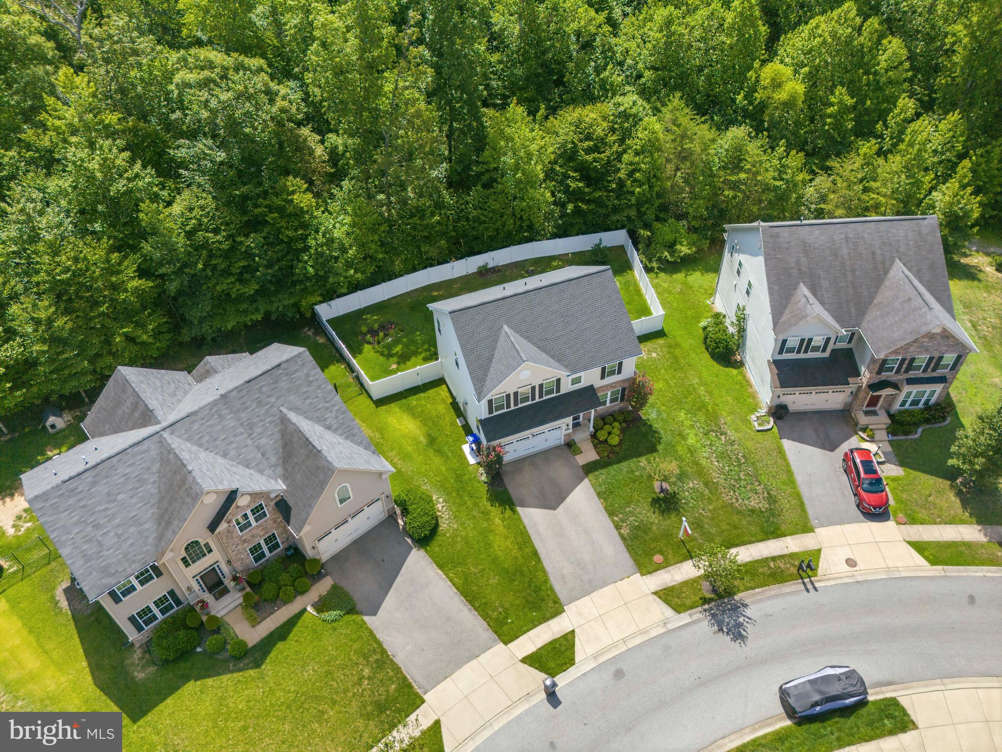 9286 ROCK LYNN CIRCLE