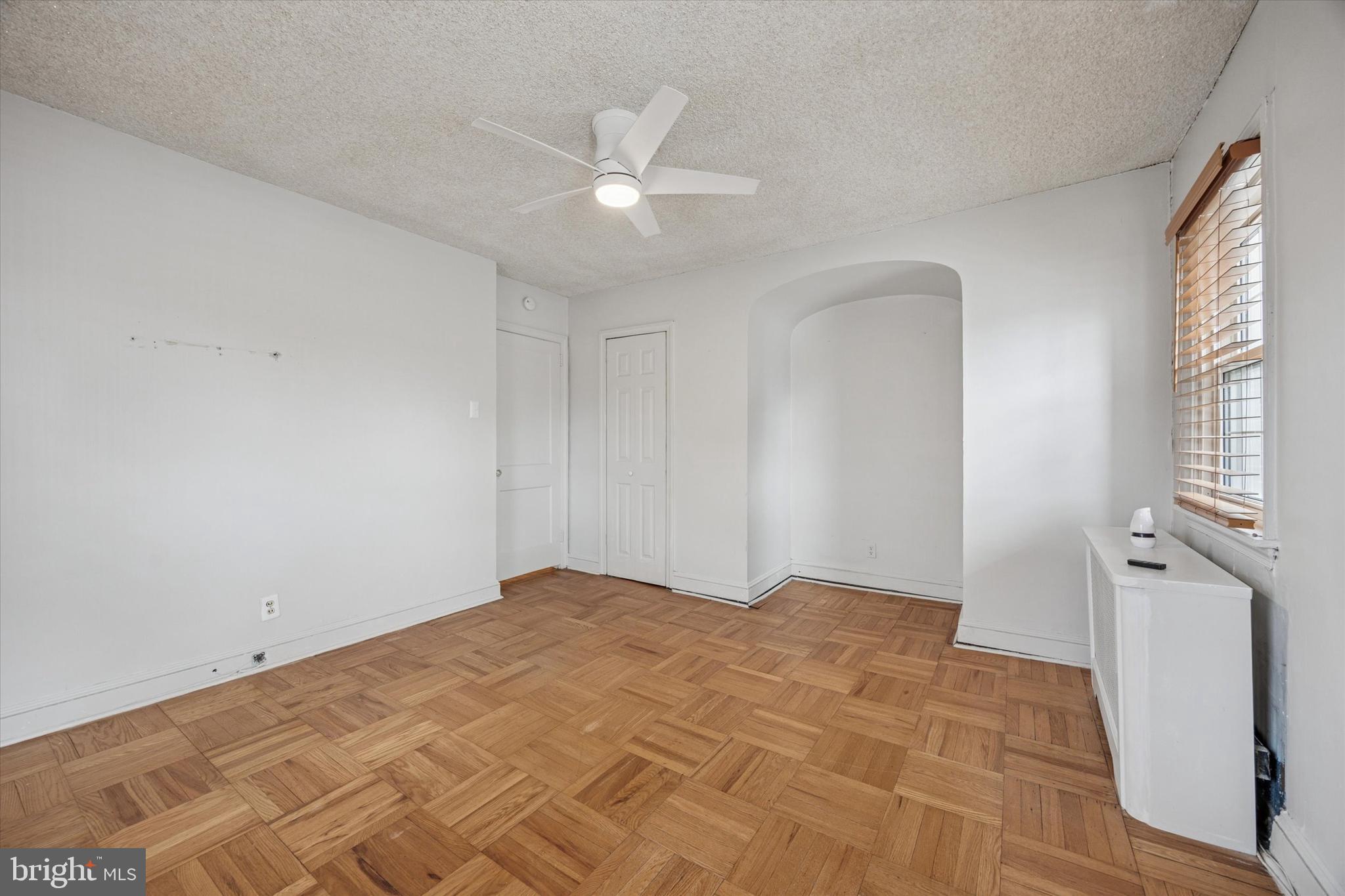 YEADON - Residential