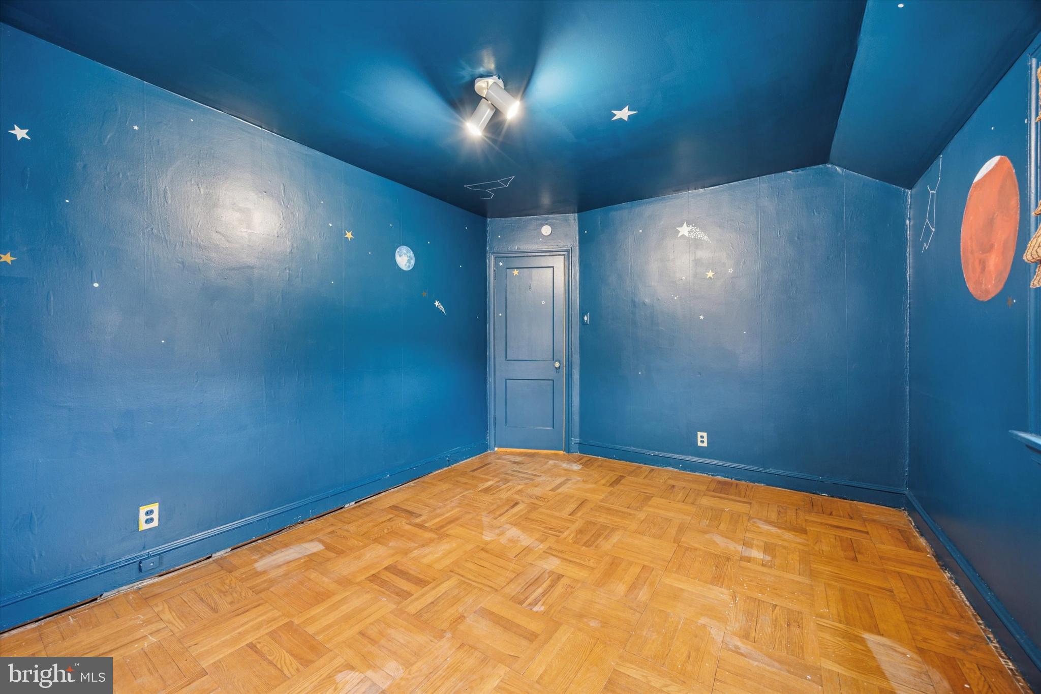 YEADON - Residential