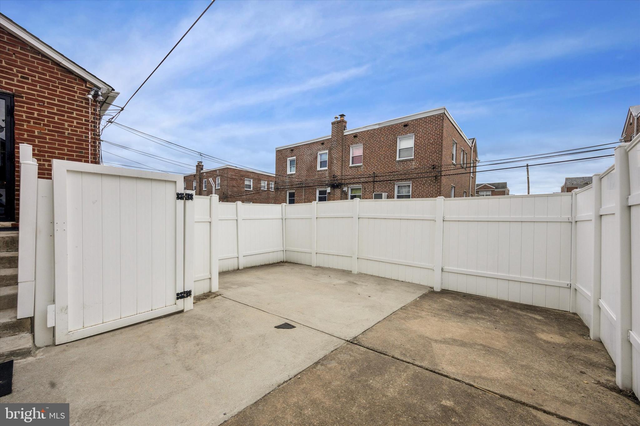 YEADON - Residential