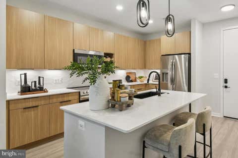 Condo For Rent - 43601 Charitable Street #366<br/> ASHBURN, VA 20148