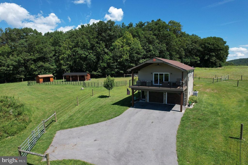 Photo of 1461 New Road, ORRTANNA, PA 17353 (MLS # PAAD2021402)