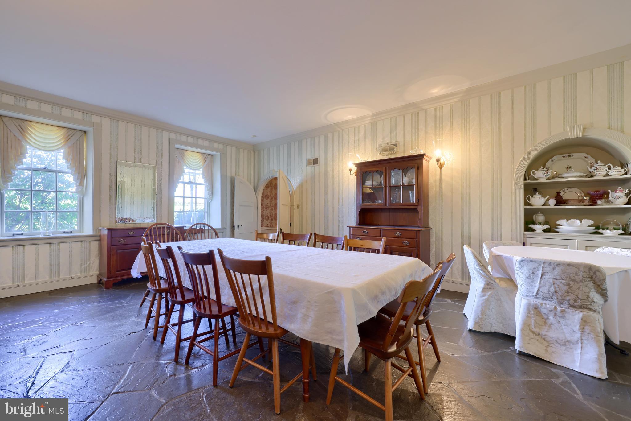 STRASBURG - Residential