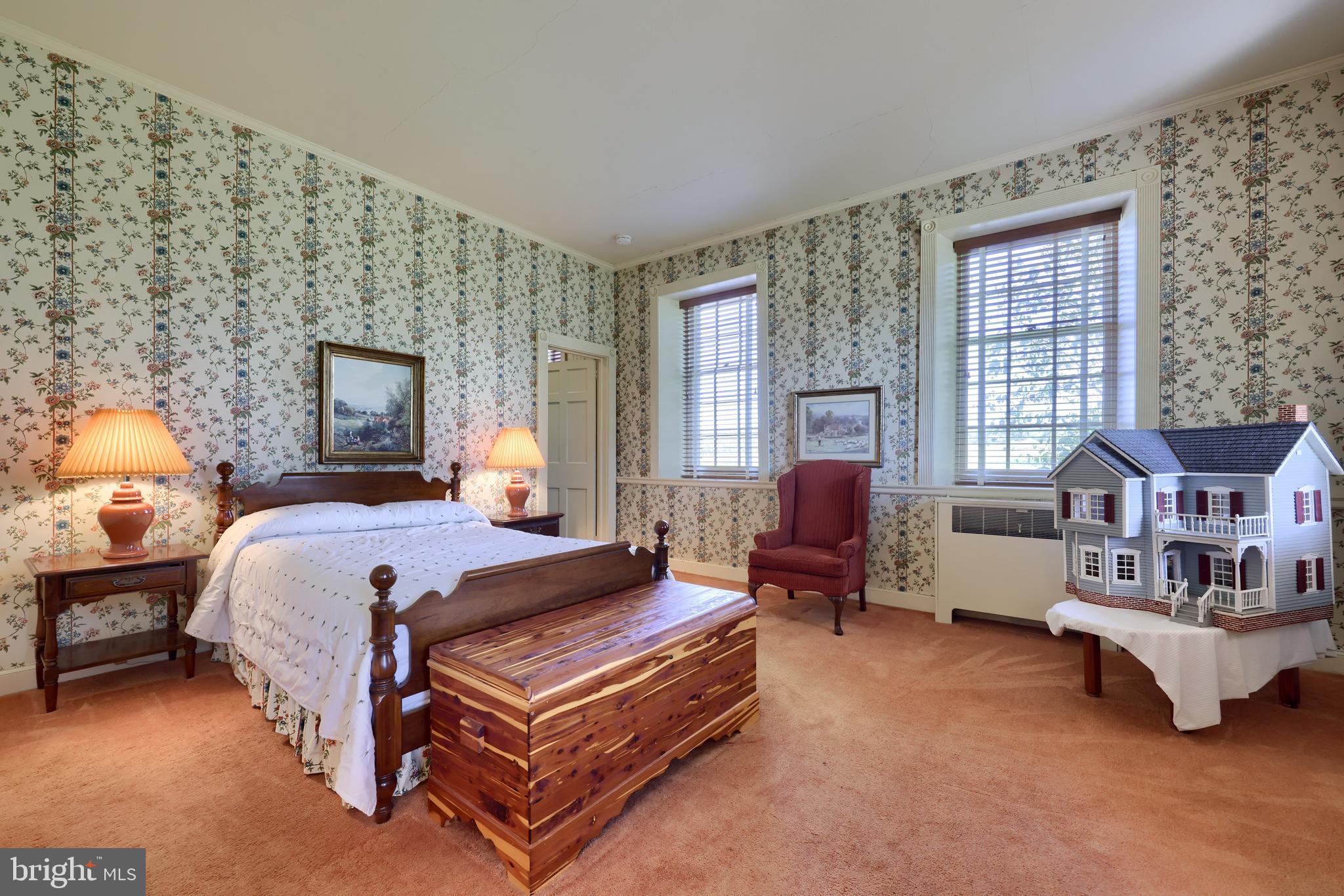 STRASBURG - Residential