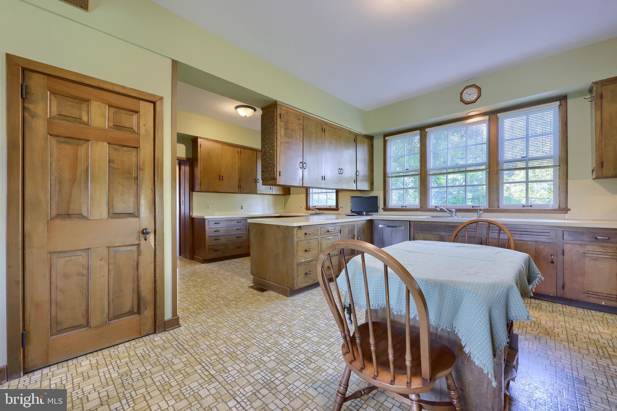 STRASBURG - Residential