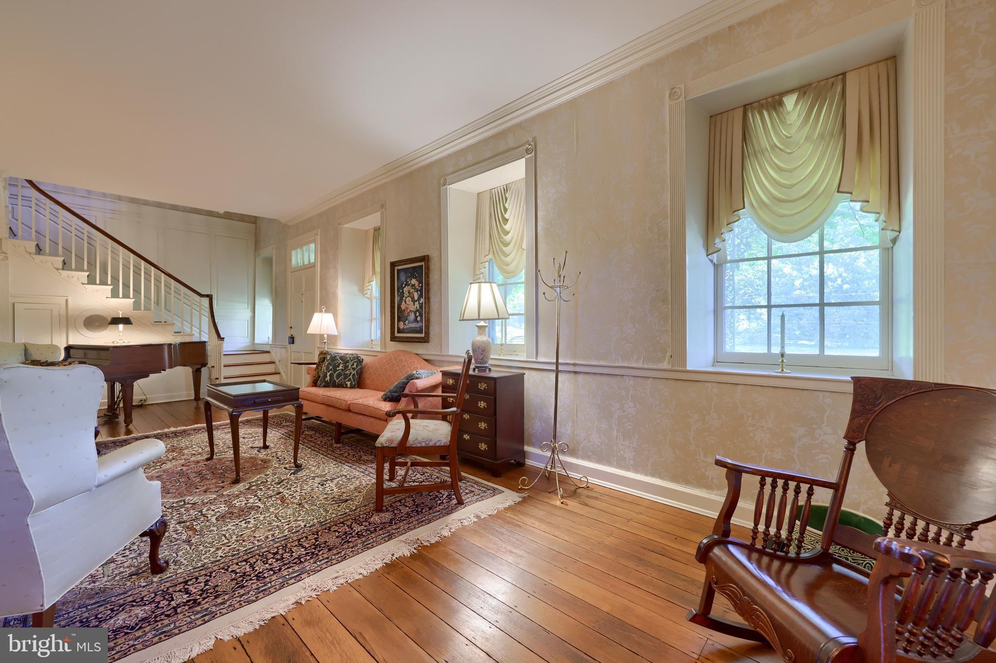 STRASBURG - Residential