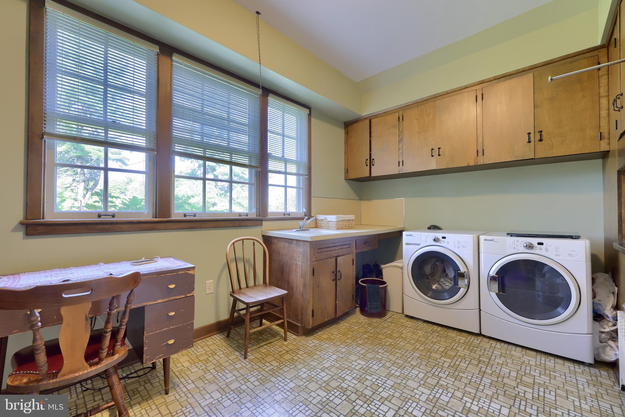 STRASBURG - Residential