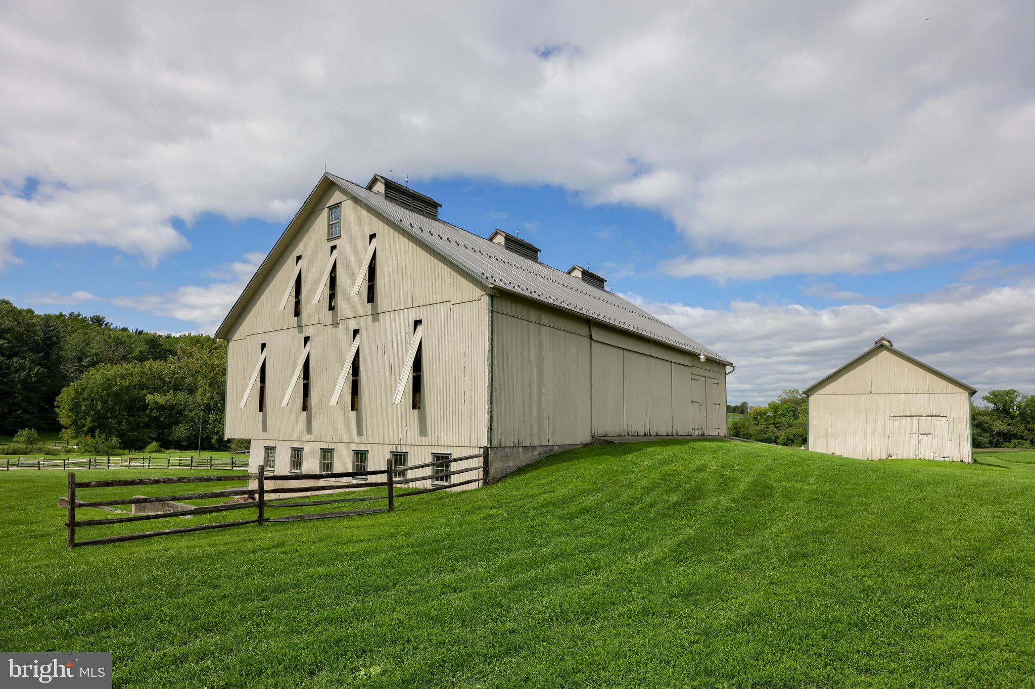 STRASBURG - Residential