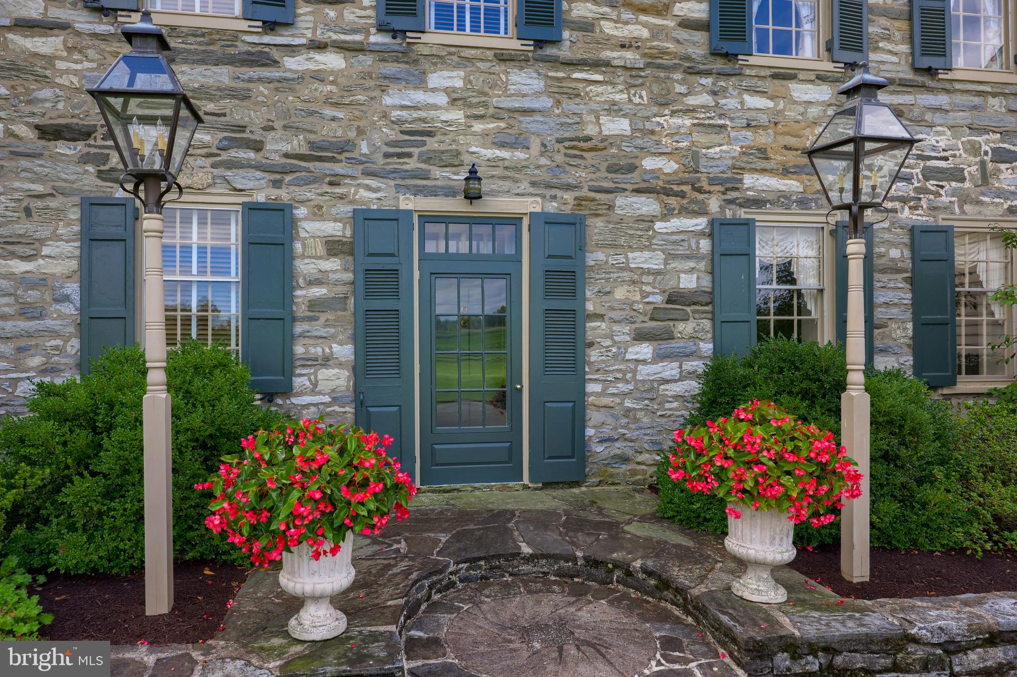 STRASBURG - Residential