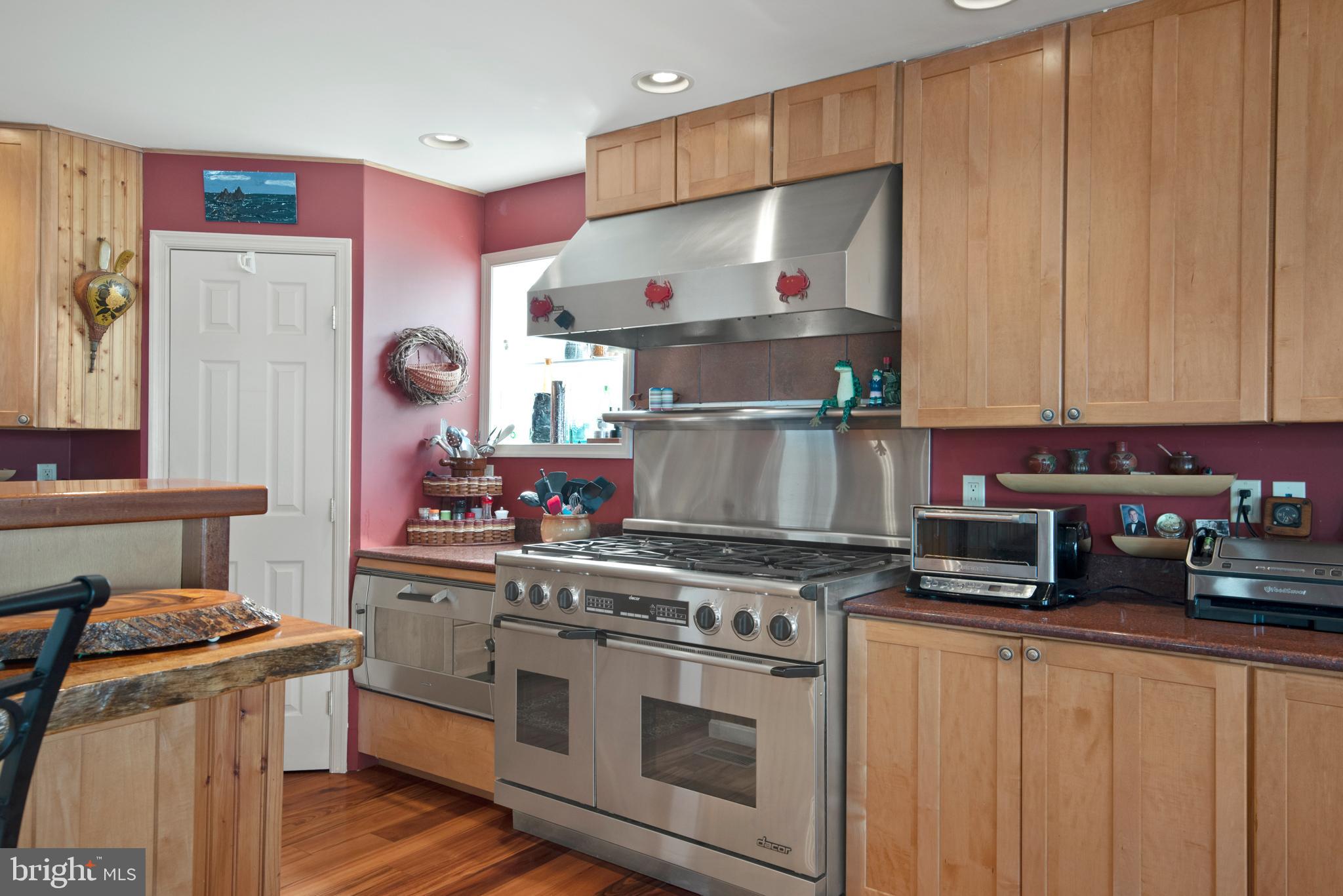 OAKWOOD - Residential