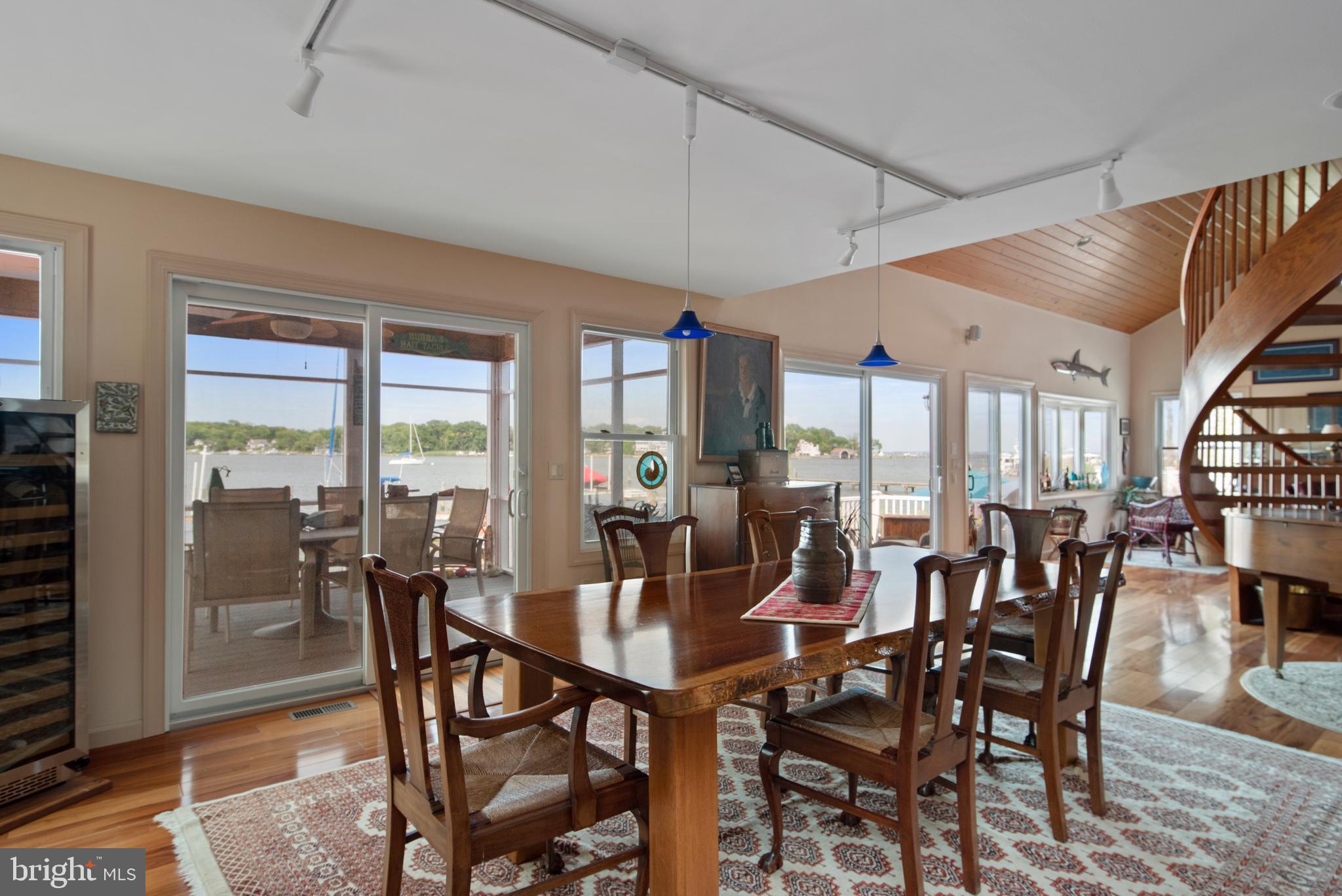 OAKWOOD - Residential