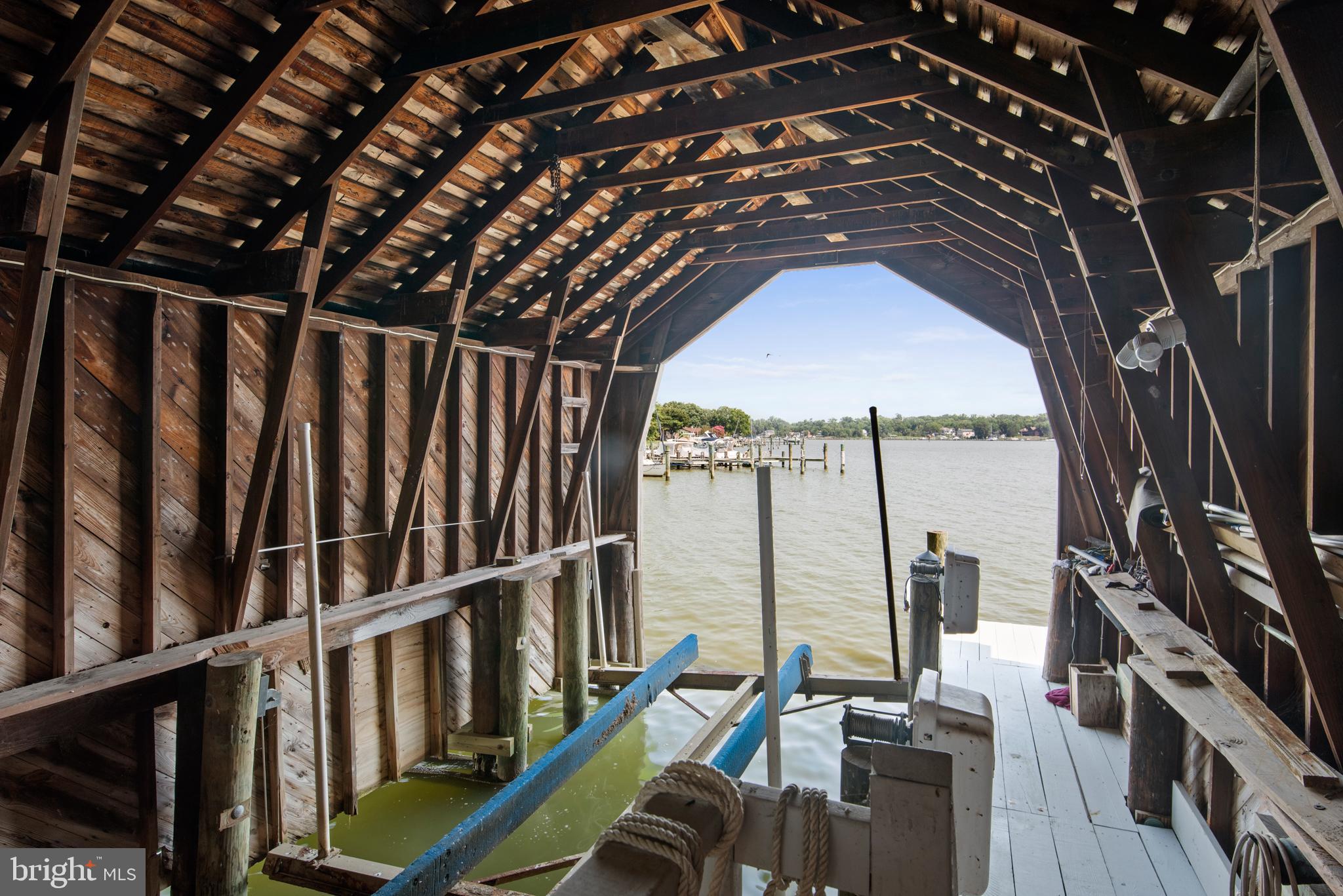 OAKWOOD - Residential