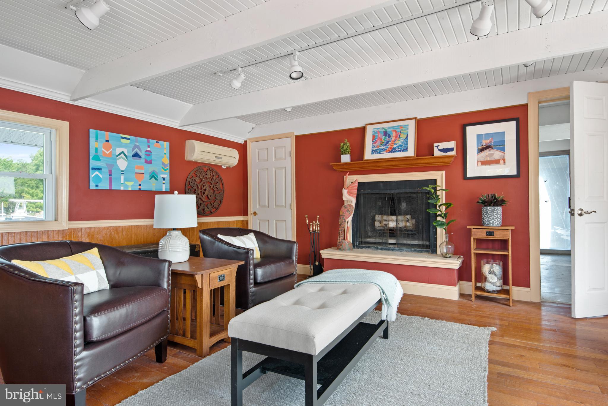 OAKWOOD - Residential