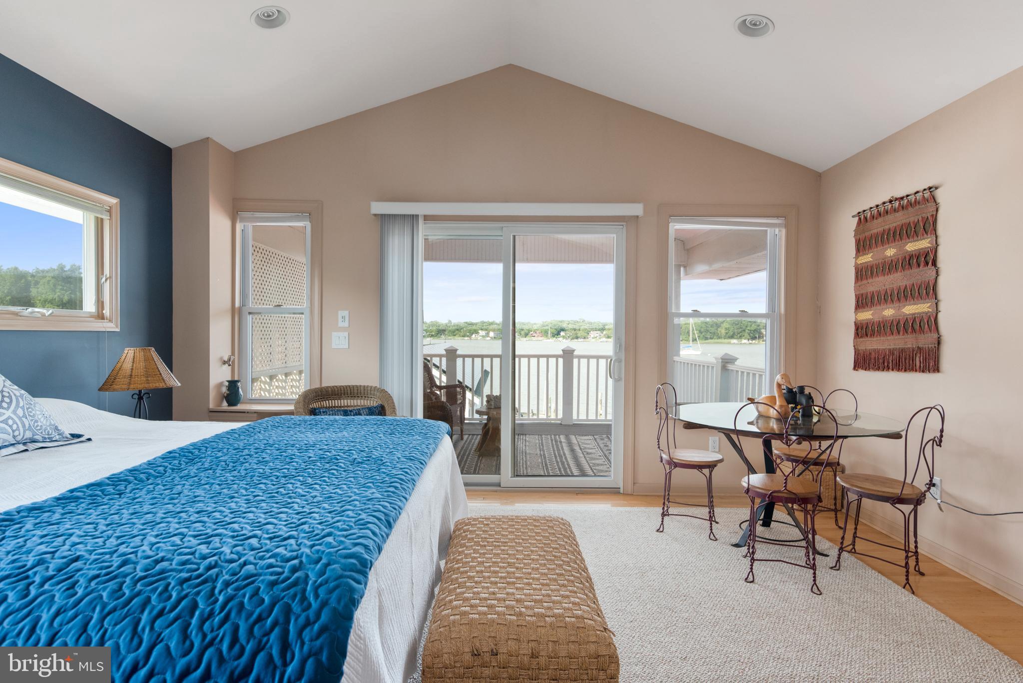 OAKWOOD - Residential