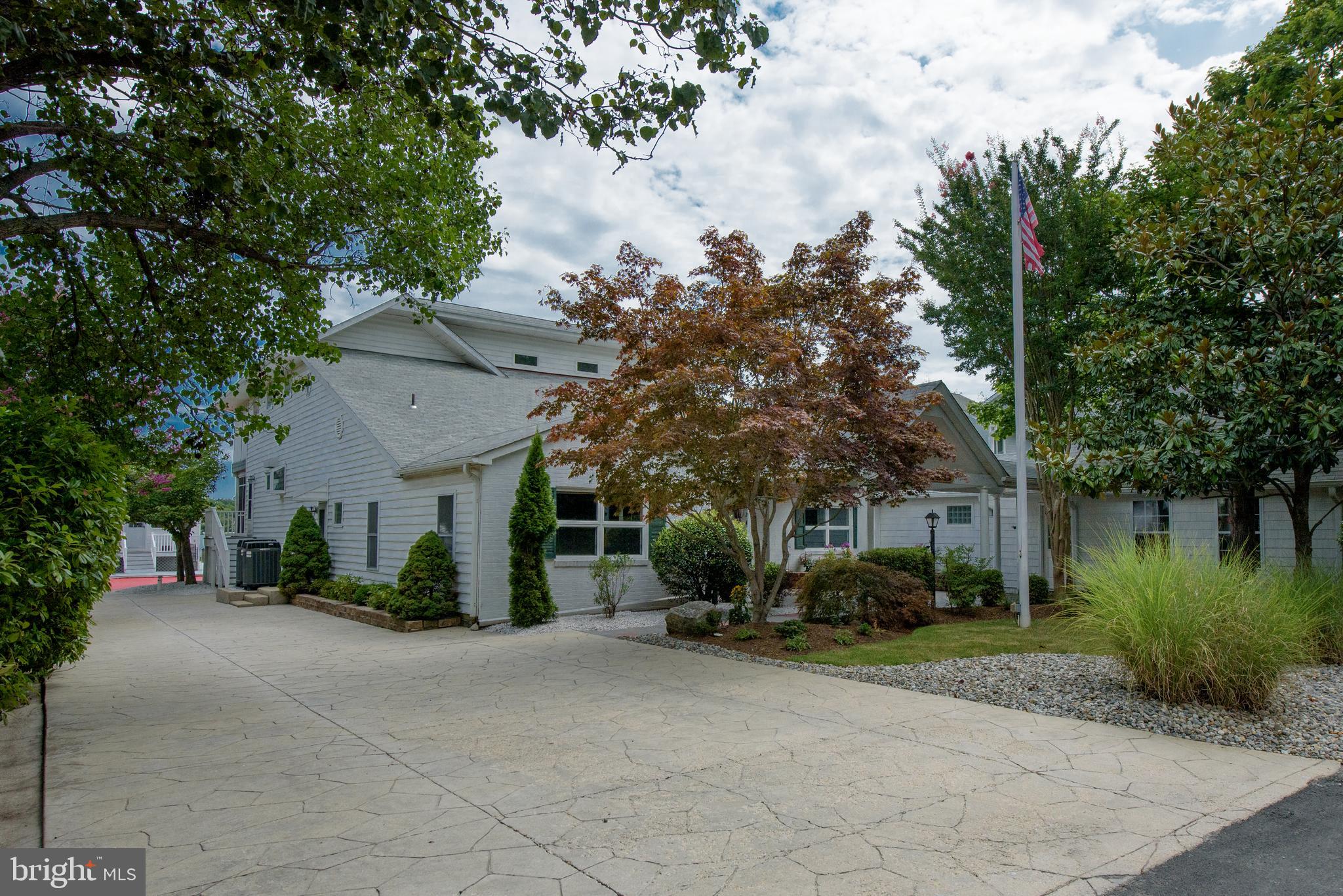 OAKWOOD - Residential